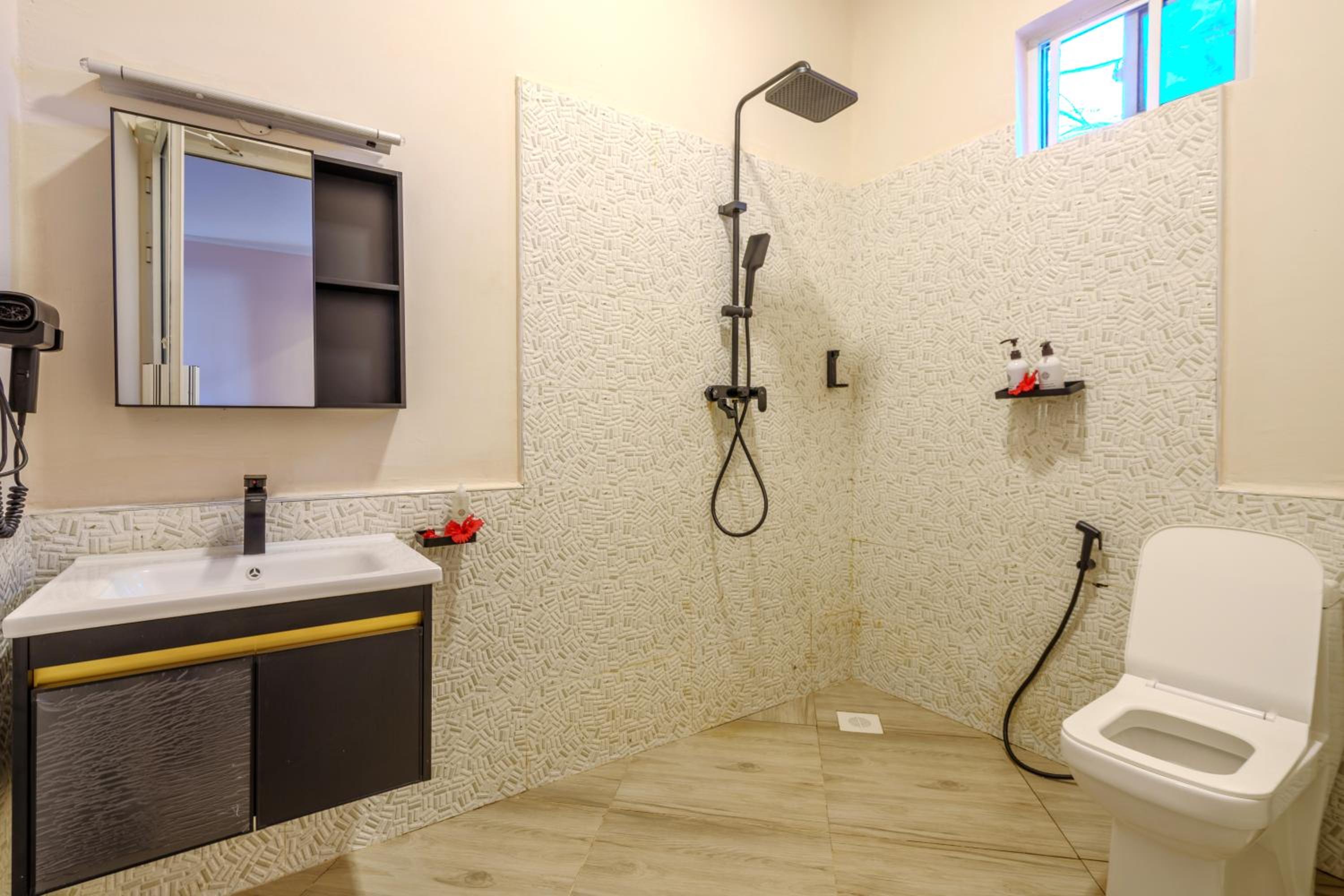 Two-Bedroom Apartment with Garden View photo 1