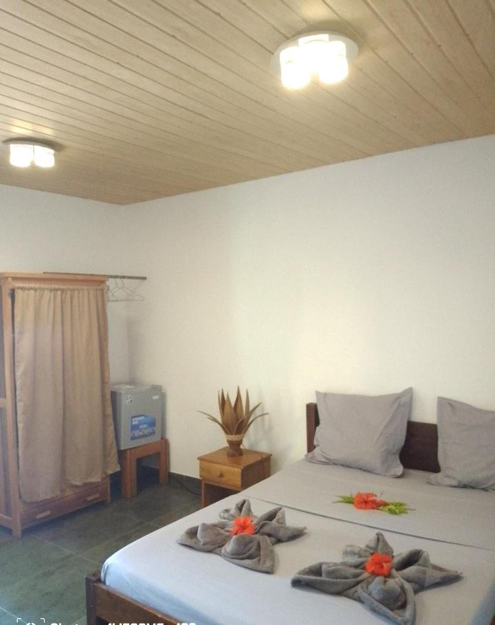 Superior Family Room photo 3