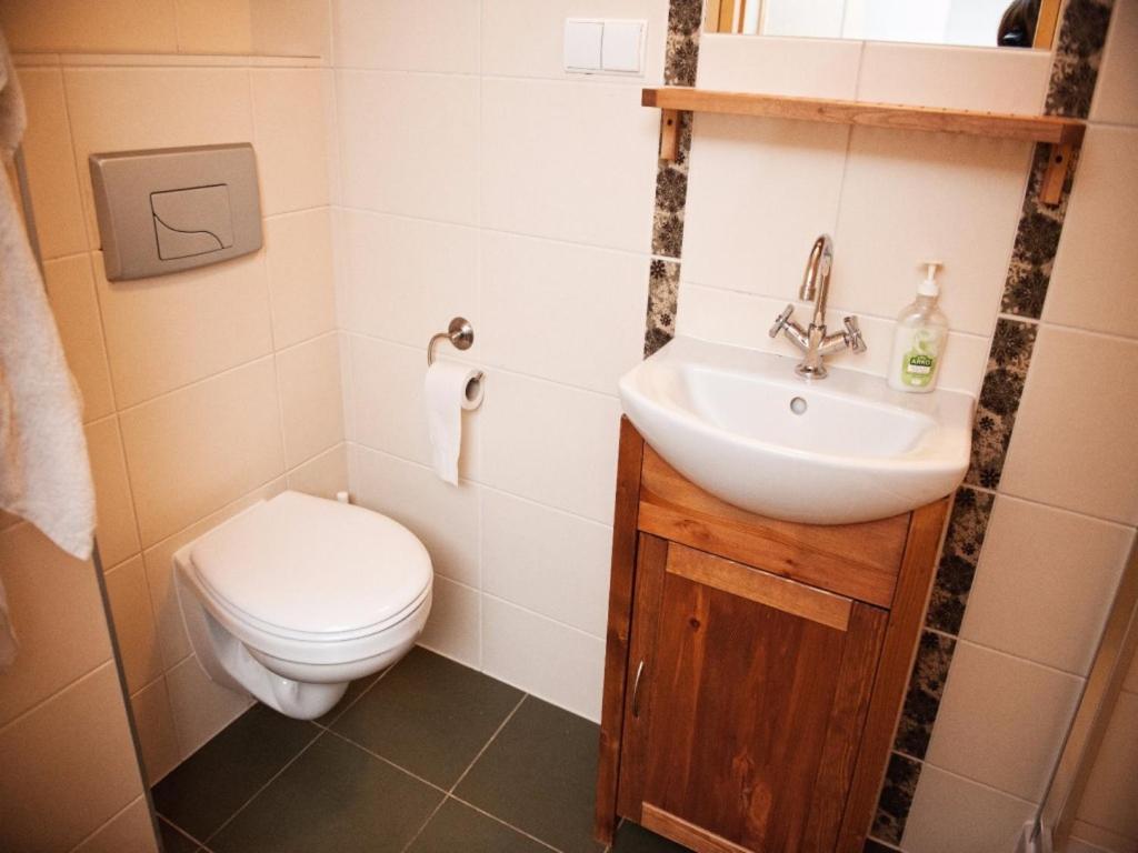Double Room - Photo 2