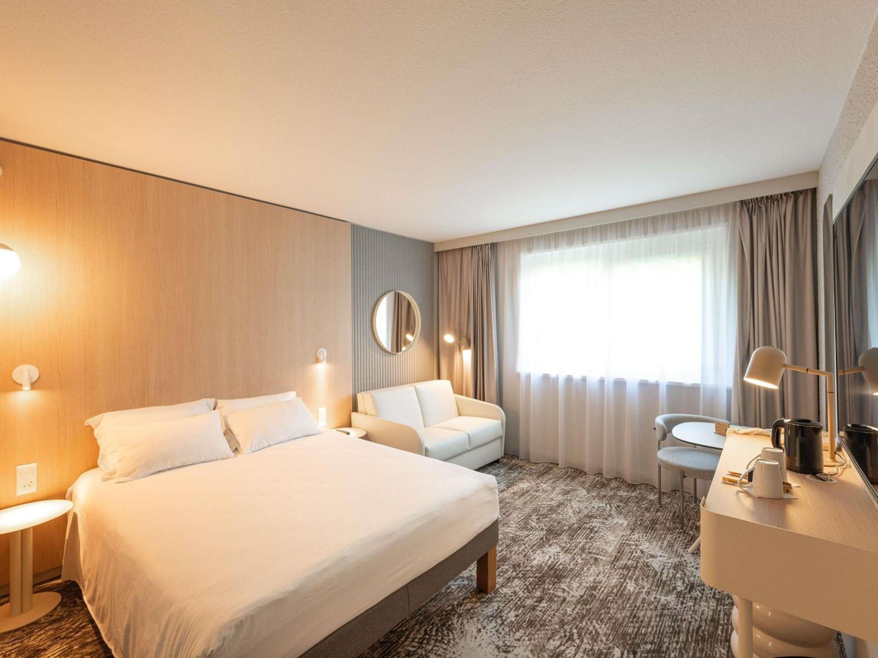 Executive Double Room with Sofa Bed