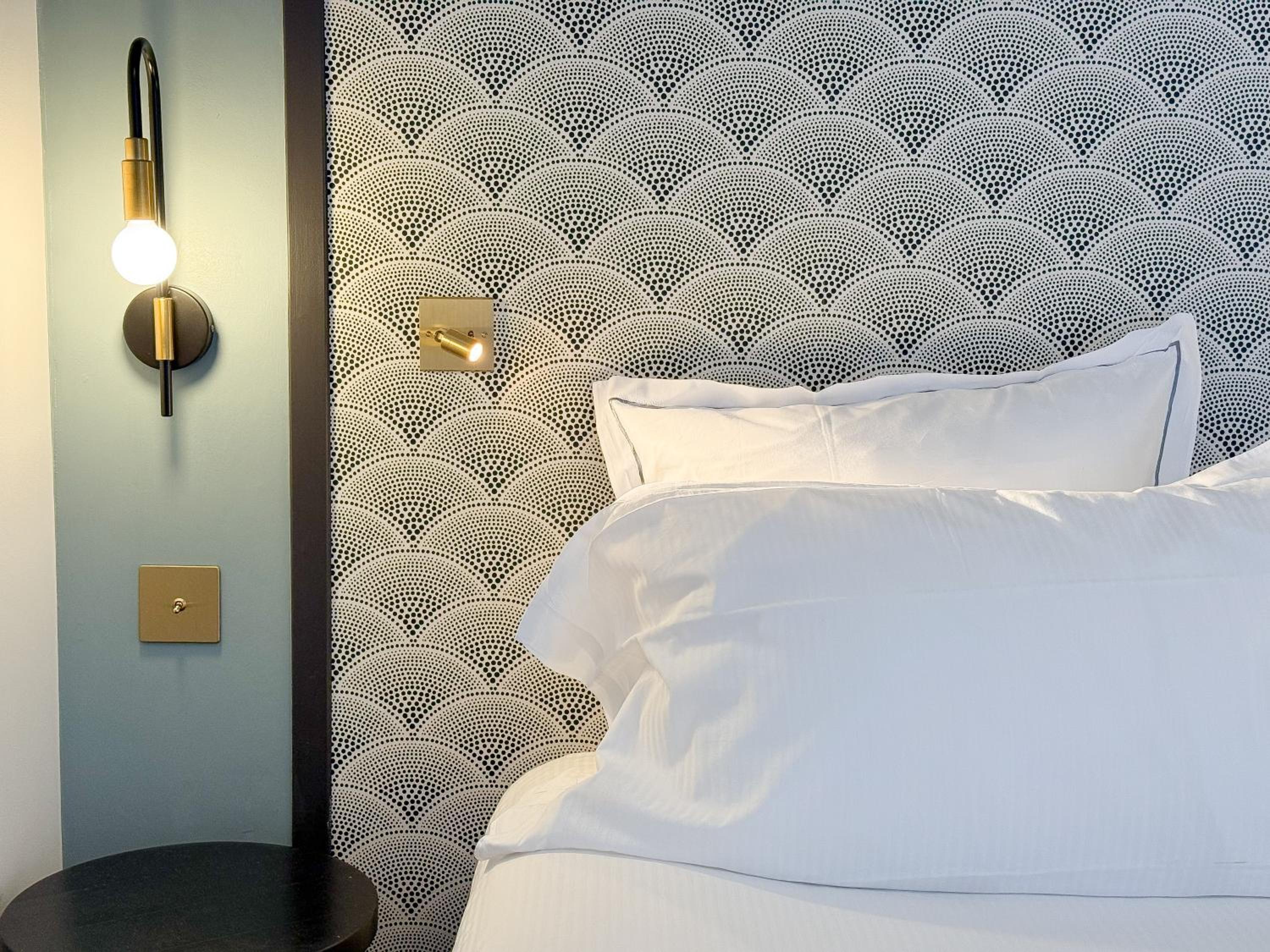 Lakeside Nest Room - Spa Access Included - Photo 1