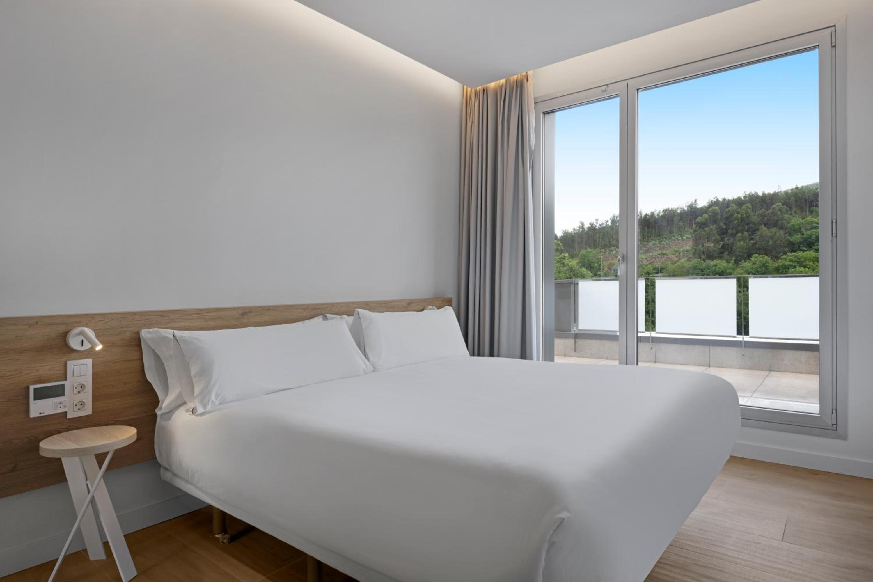 Double Room with Terrace - Photo 3
