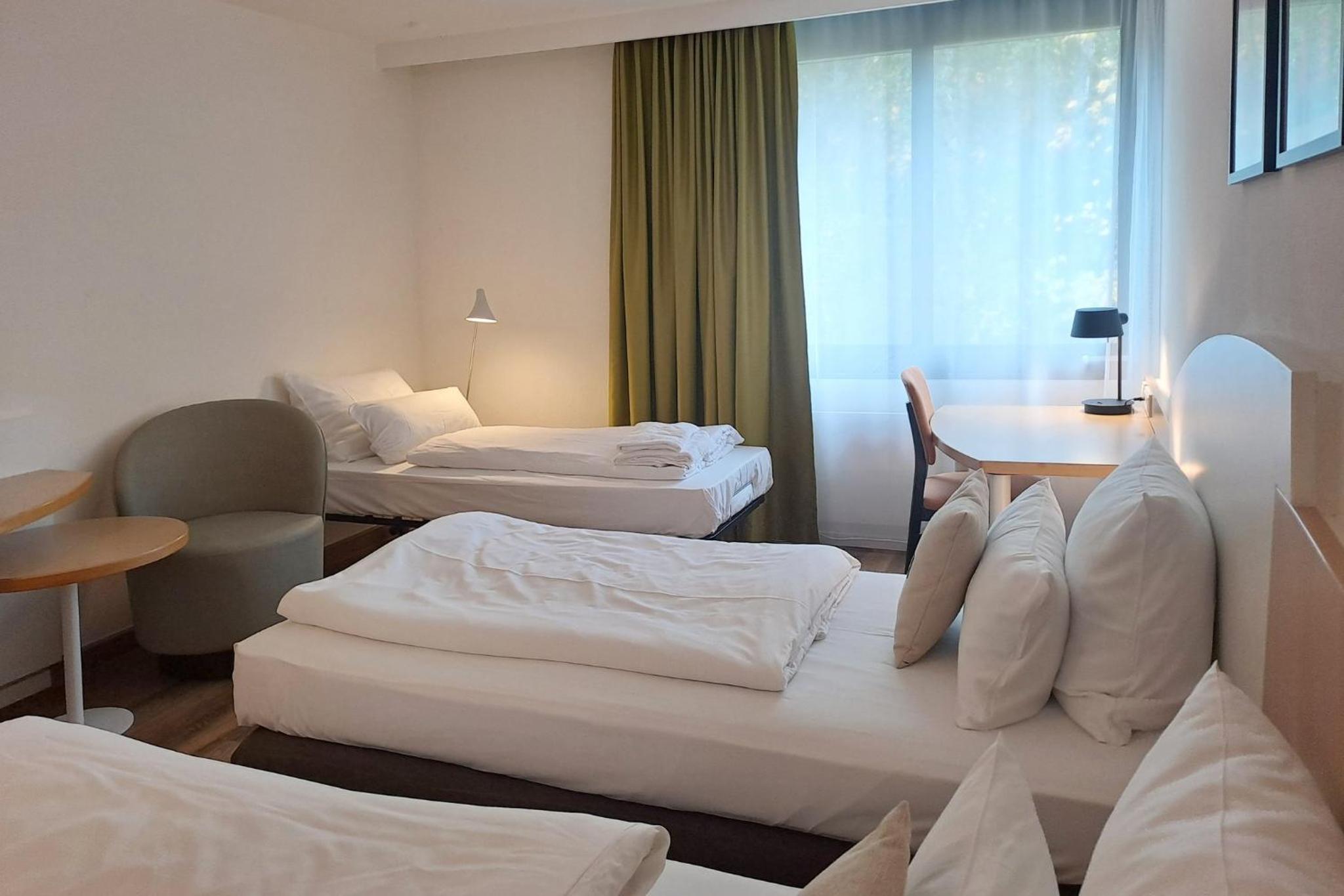 Standard Room with Two Single Beds