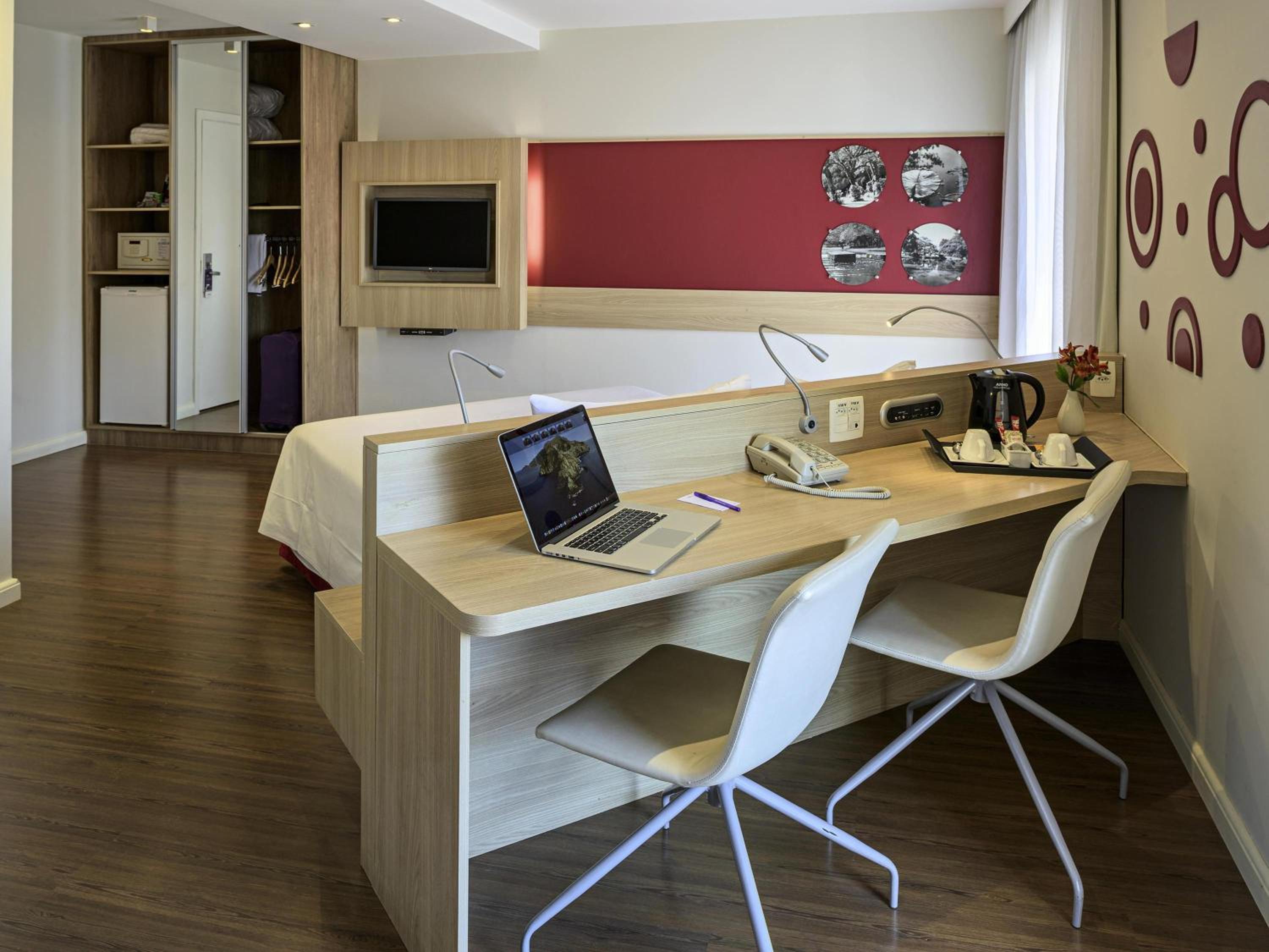 Adapted Superior Queen Room