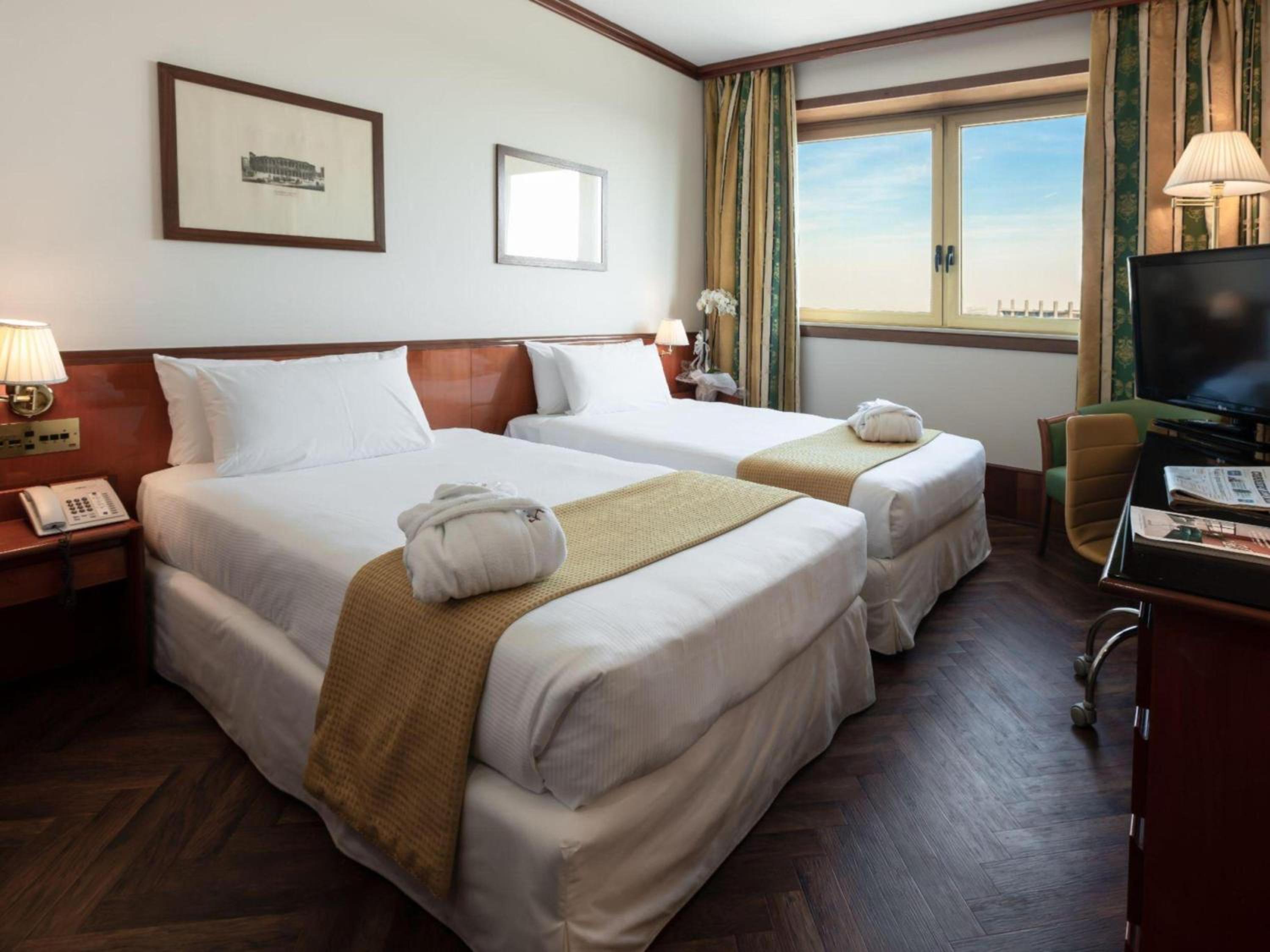 Classic Twin Room - Photo 1