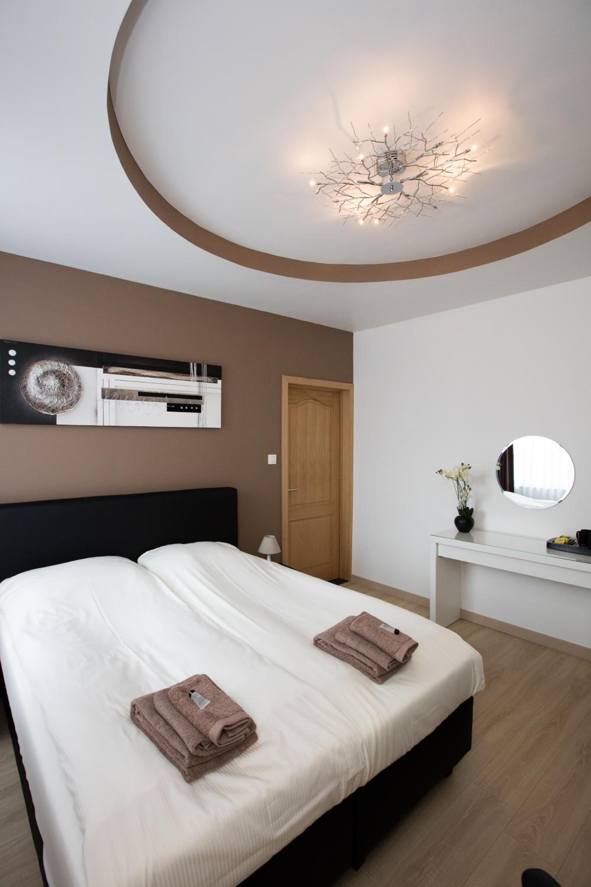 Deluxe Double or Twin Room photo 2