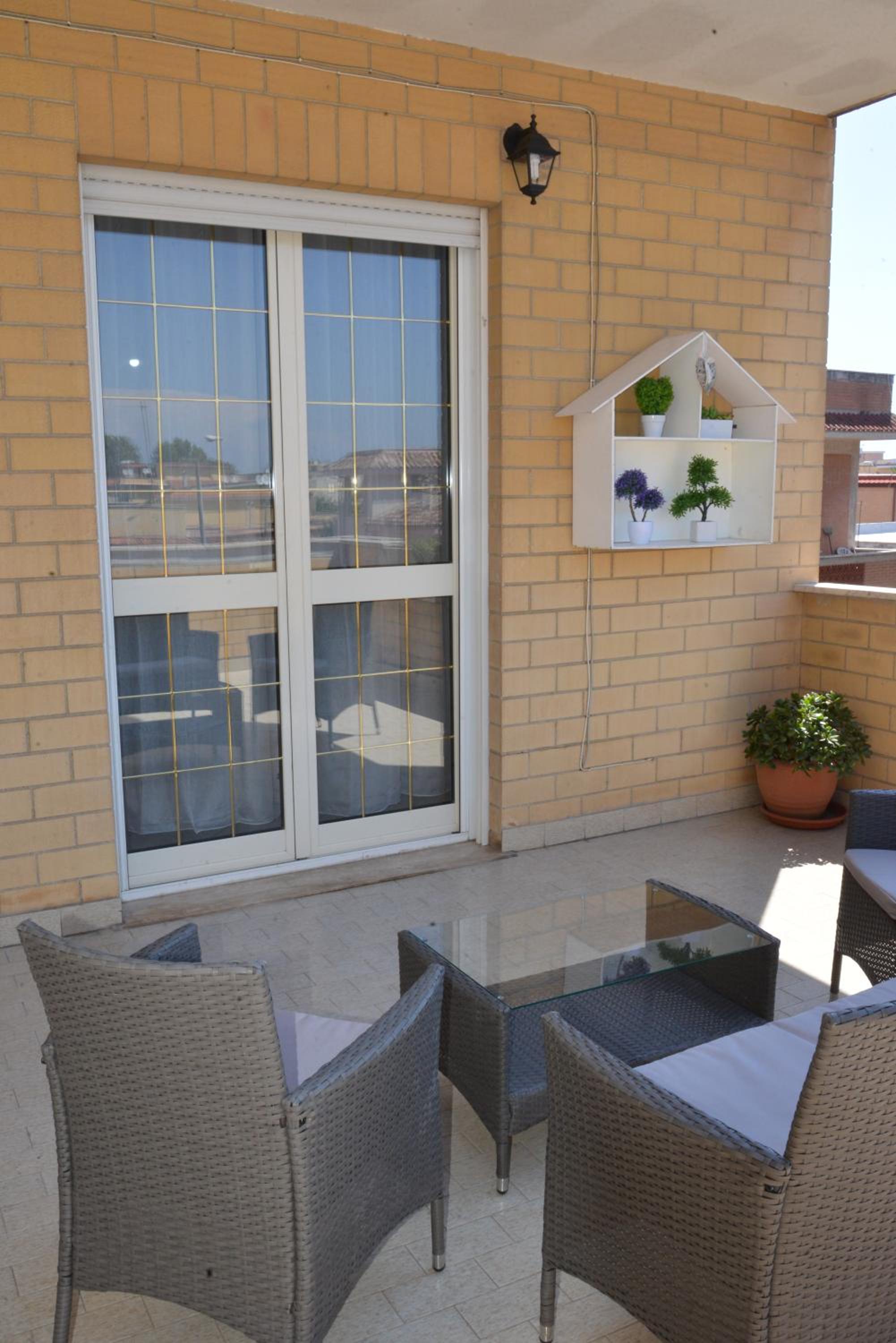 Two-Bedroom Apartment - Photo 4
