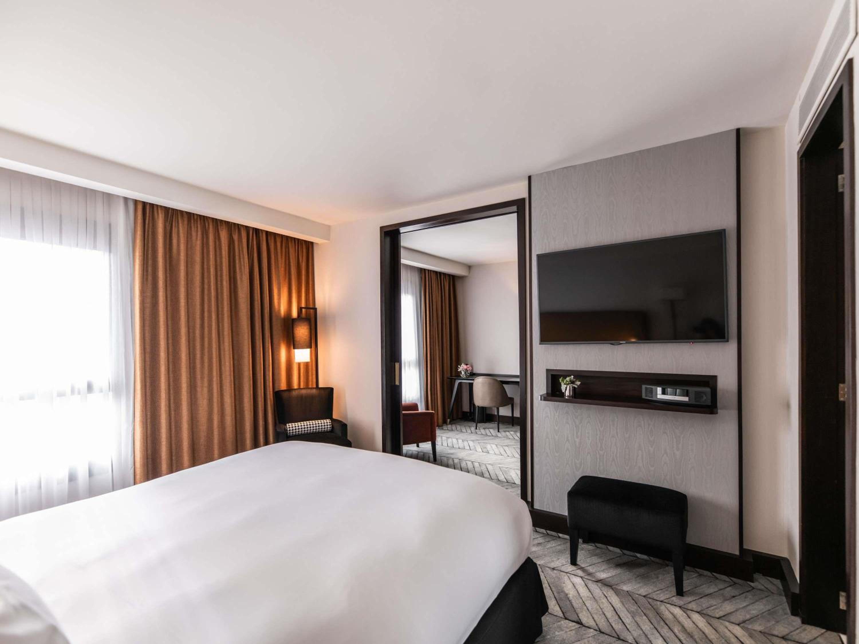 Prestige King Suite - High Floor - Photo 7