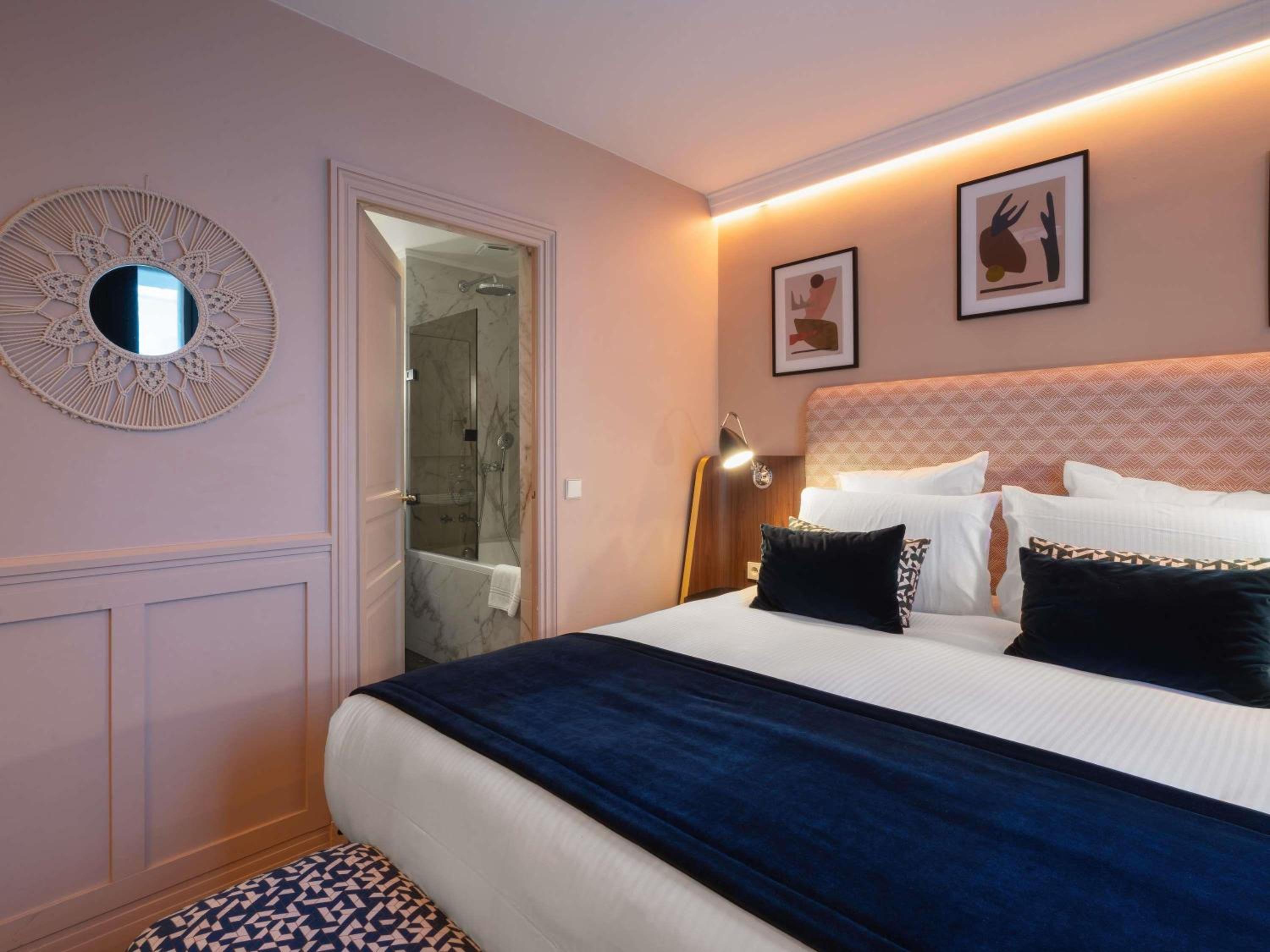 Deluxe Room photo 2