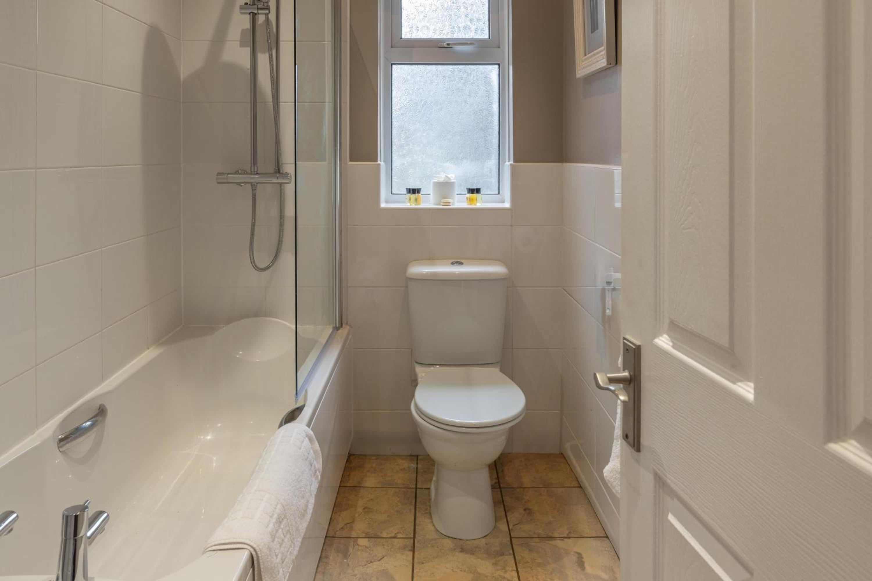 Standard Room with One Double Bed and One Single Bed - Non-Smoking