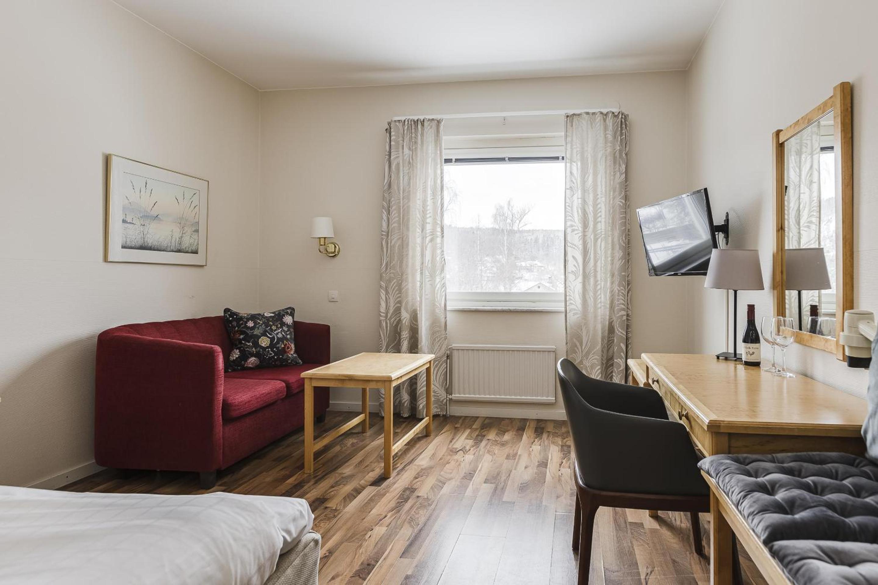 Standard Single Room - Non-Smoking