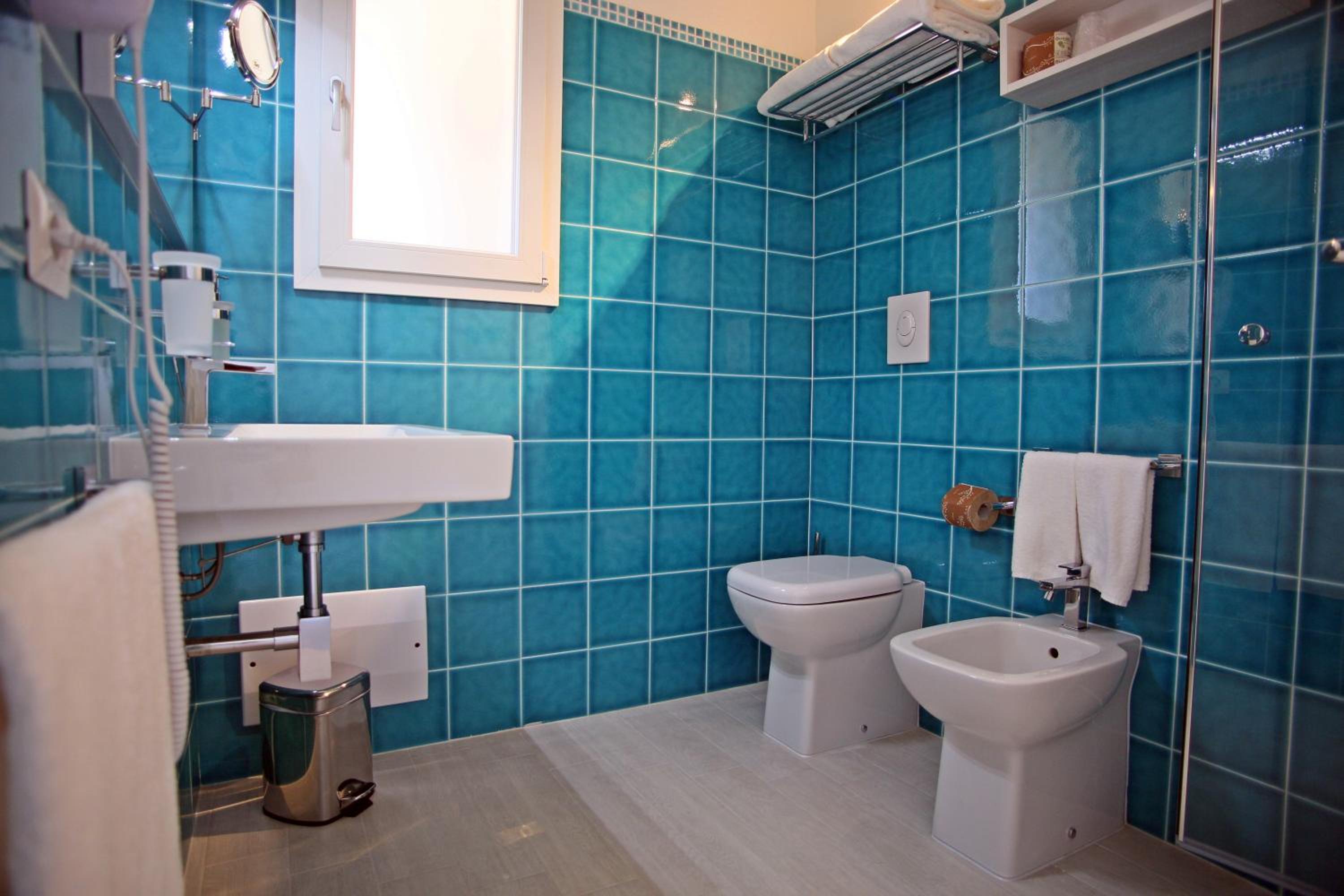 Superior Double or Twin Room photo 3