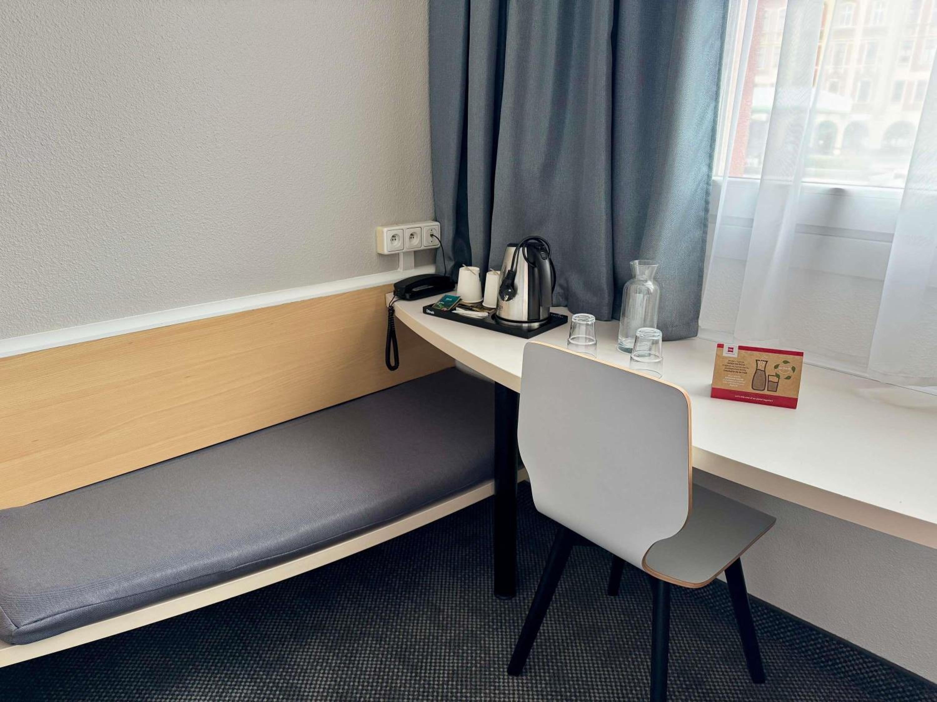 Standard Double Room - Photo 5