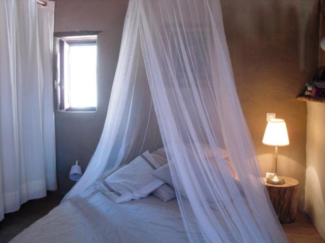 Two-Bedroom House - Photo 5