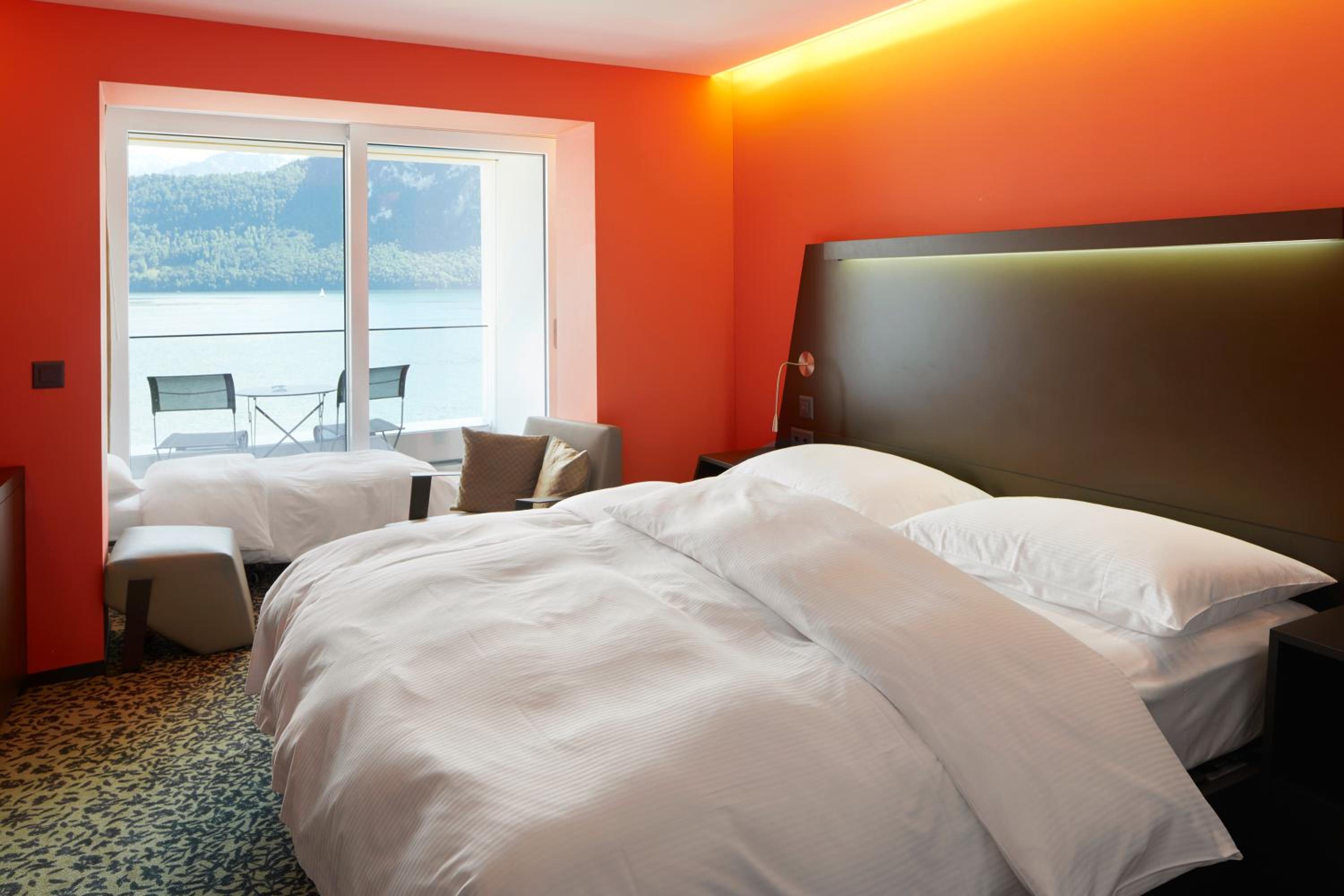 Superior Double Room with Lake View - Photo 4