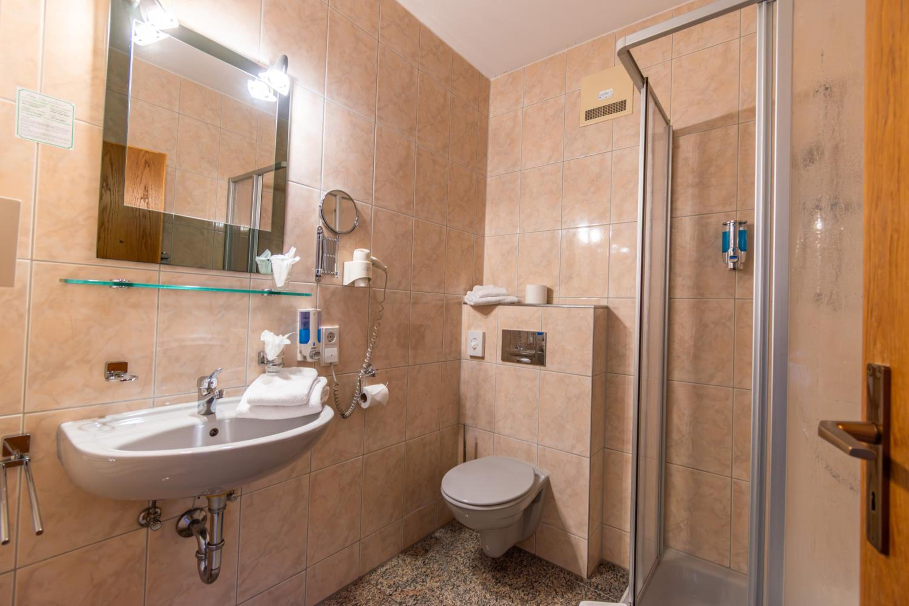 Superior Triple Room photo 3