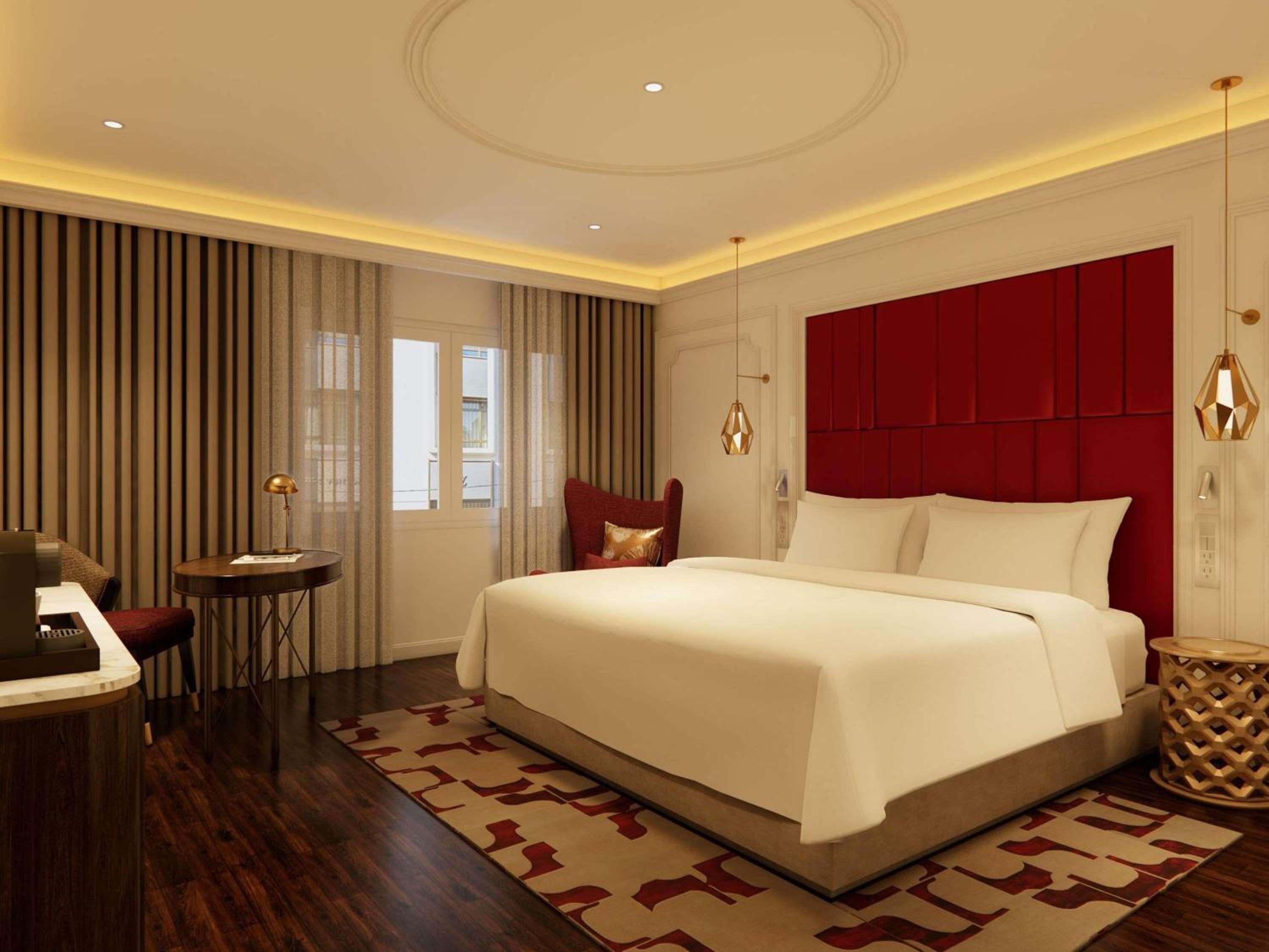 Deluxe King Room photo 1