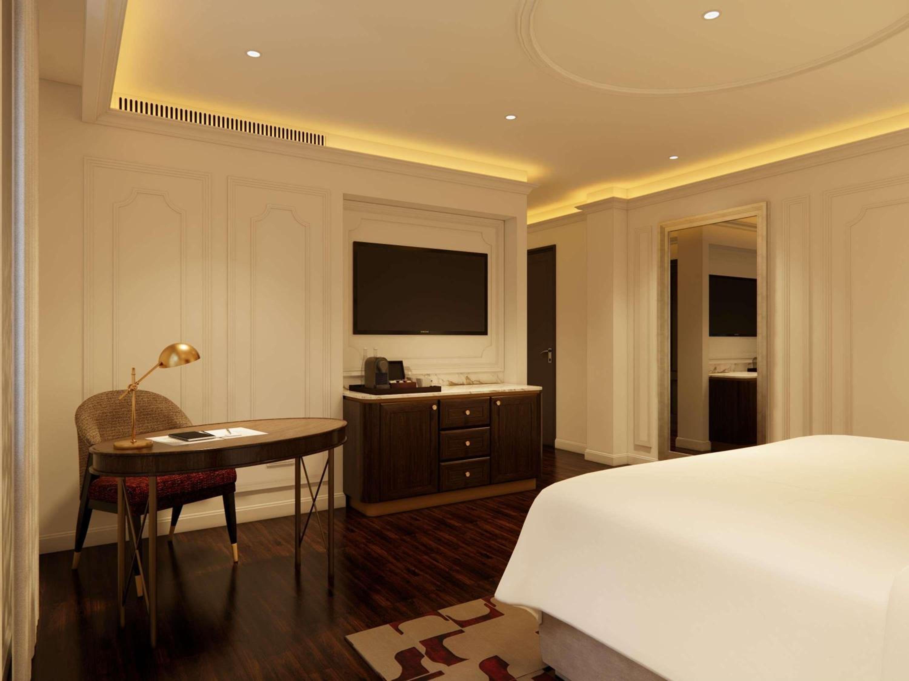 Grand Deluxe King Room