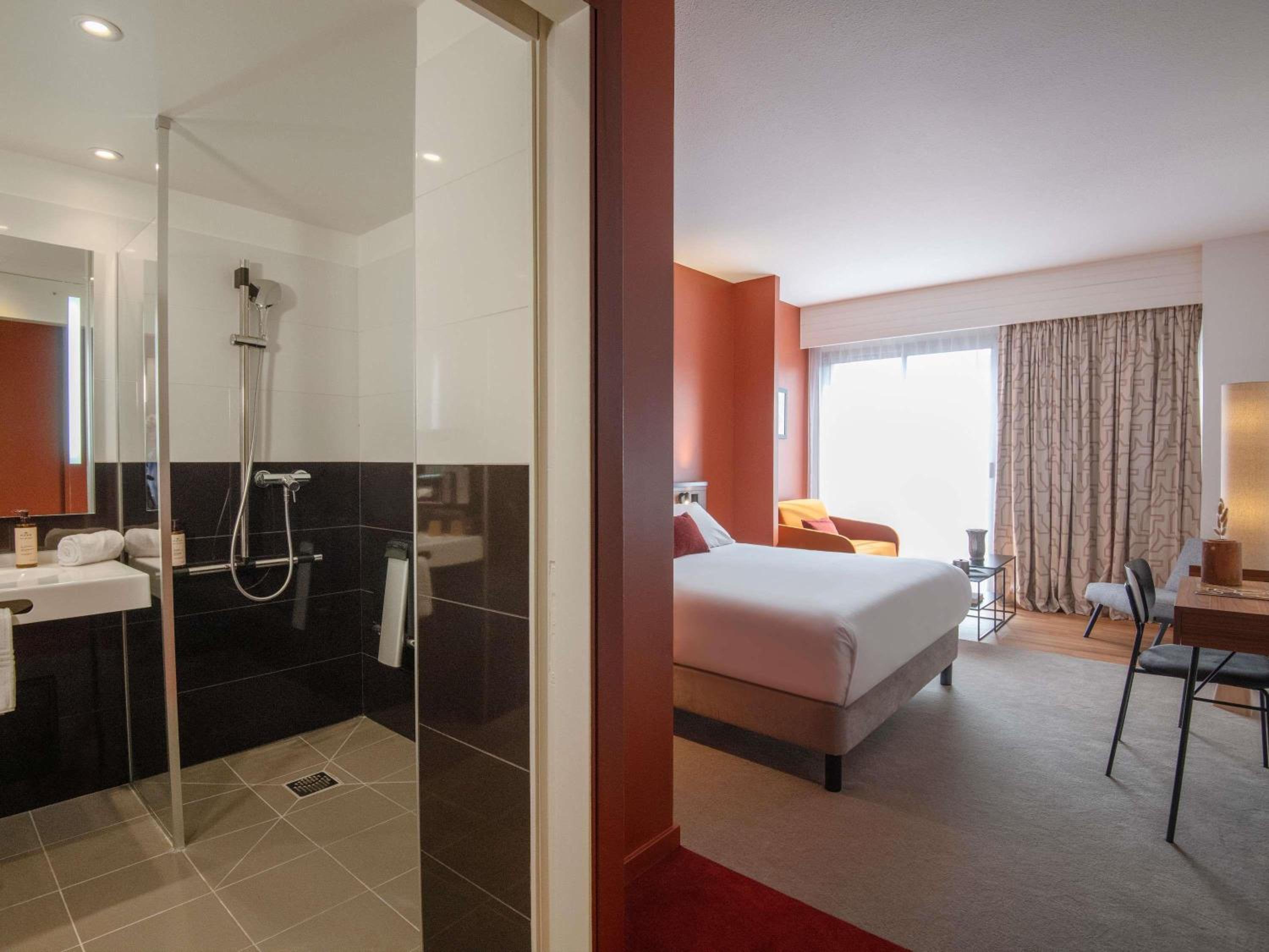 Superior Double Room - Disability Access - Photo 1