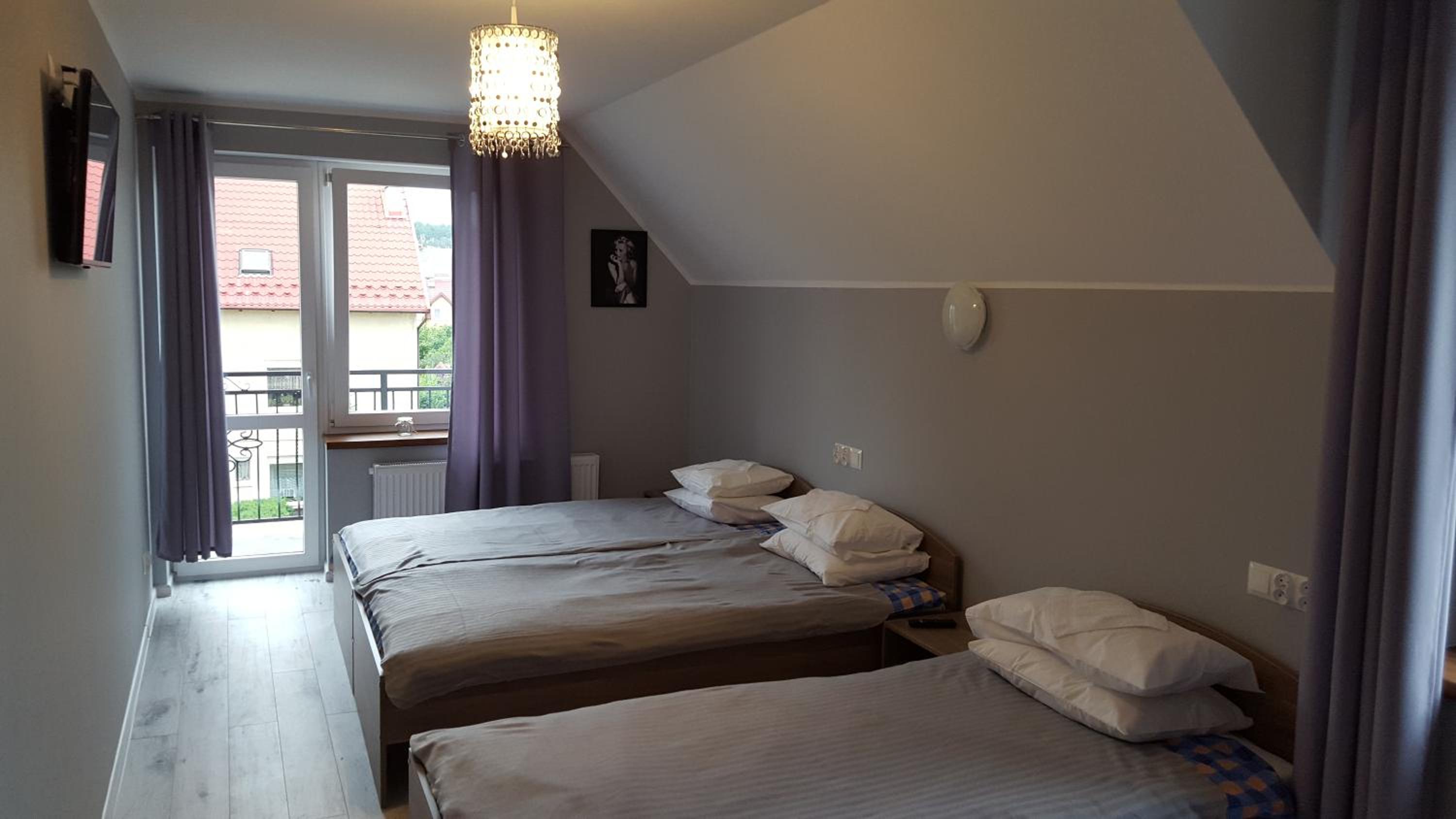 Studio with Balcony - Photo 1