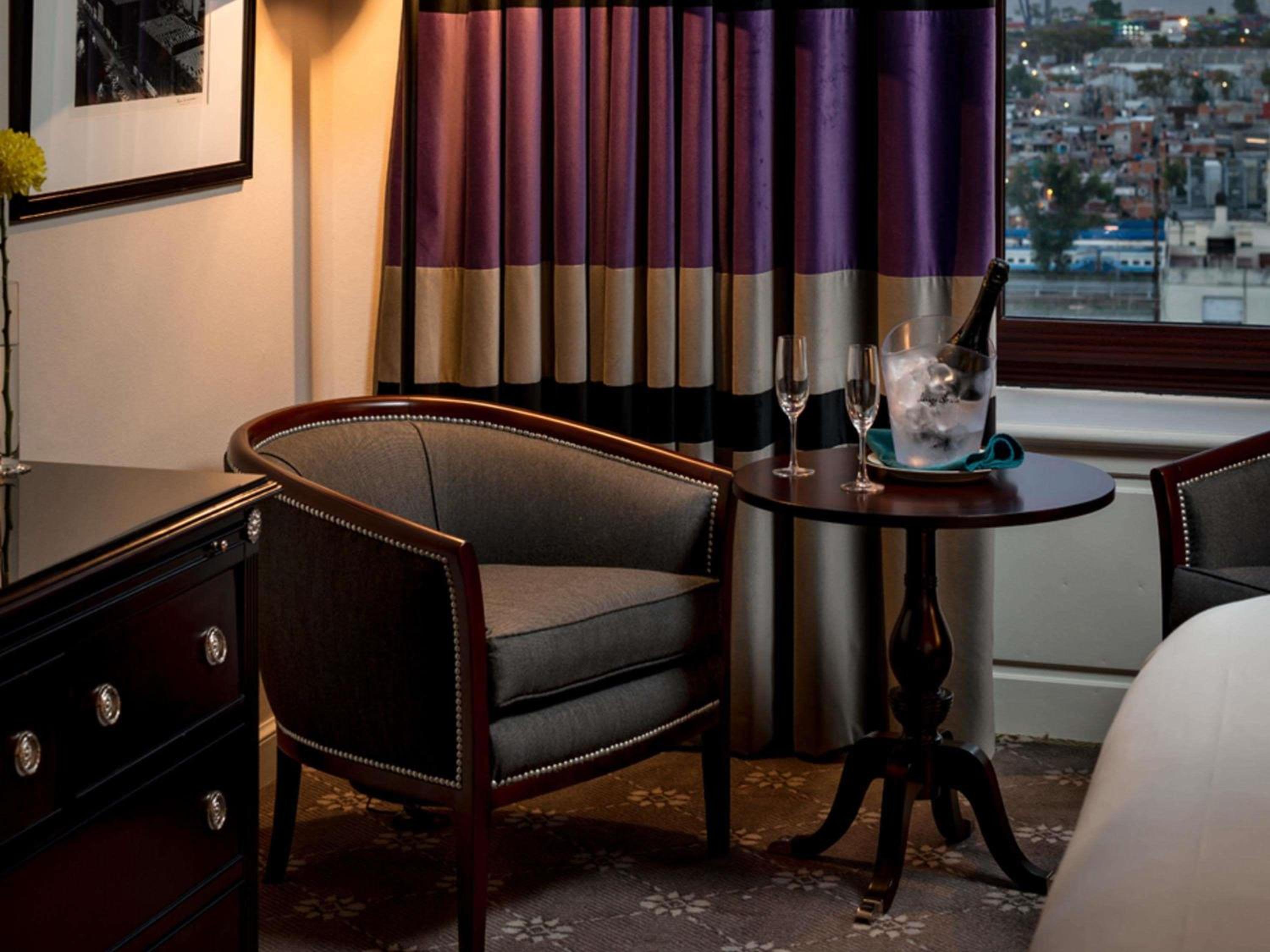 Prestige Queen Suite