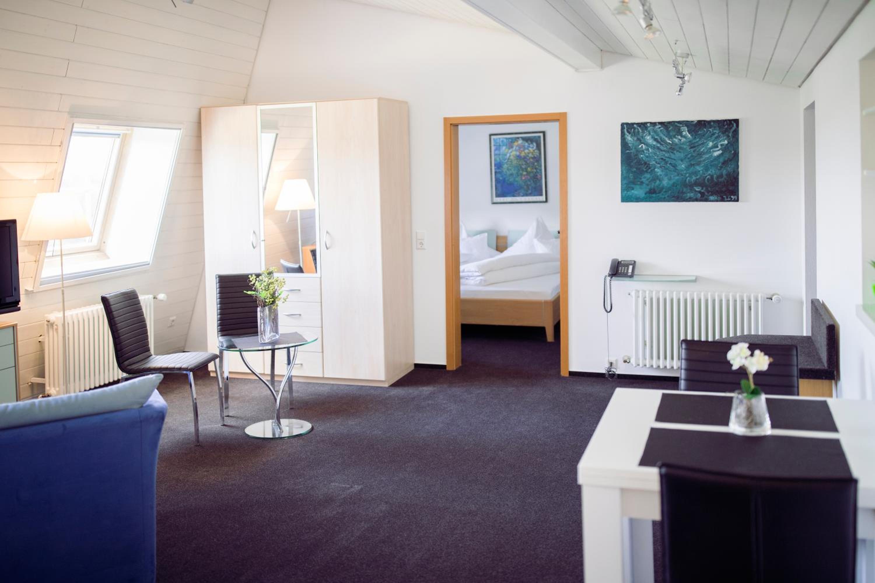 Apartment with Mountain View - Photo 1