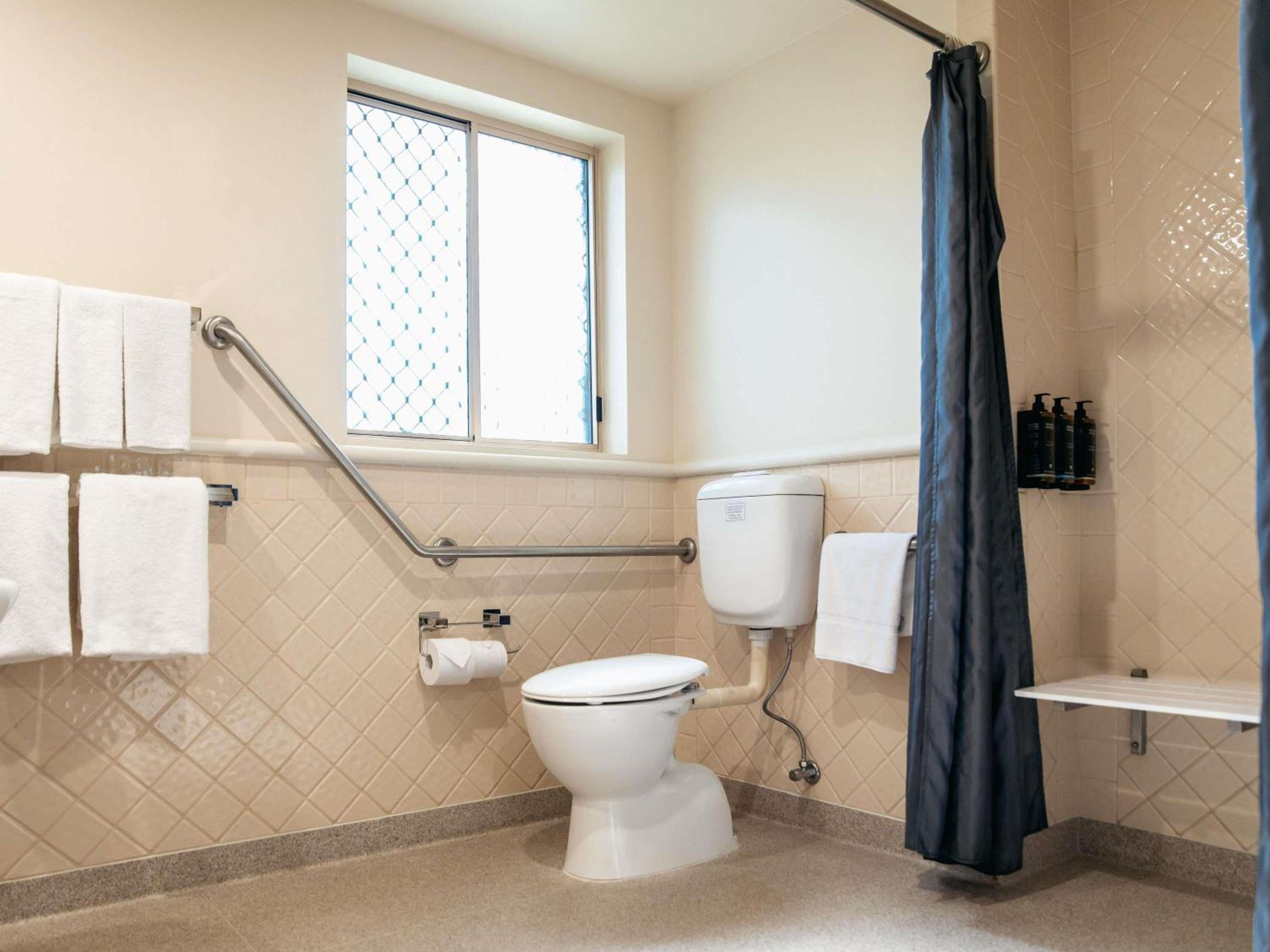 Accessible Room - Photo 4