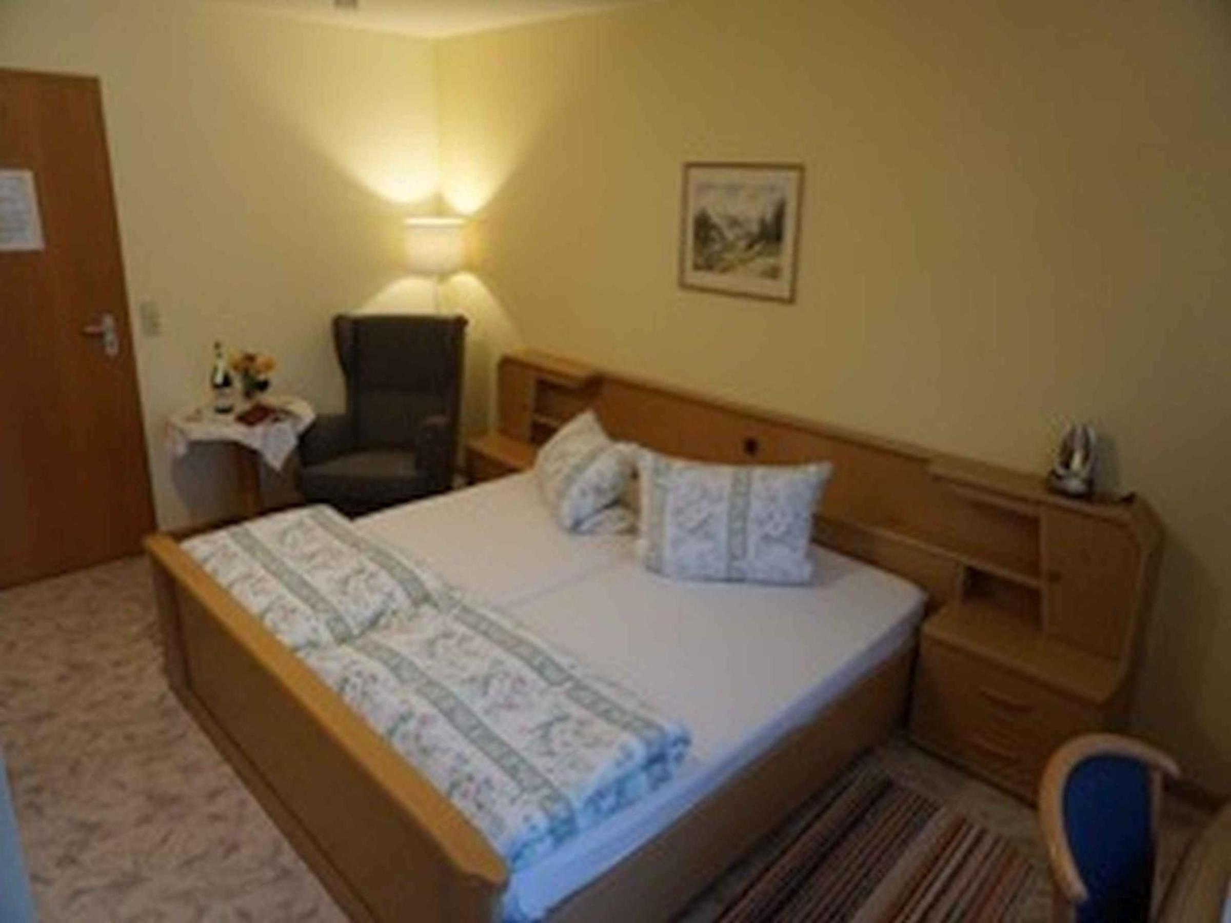 Double Room with Private Bathroom photo 2