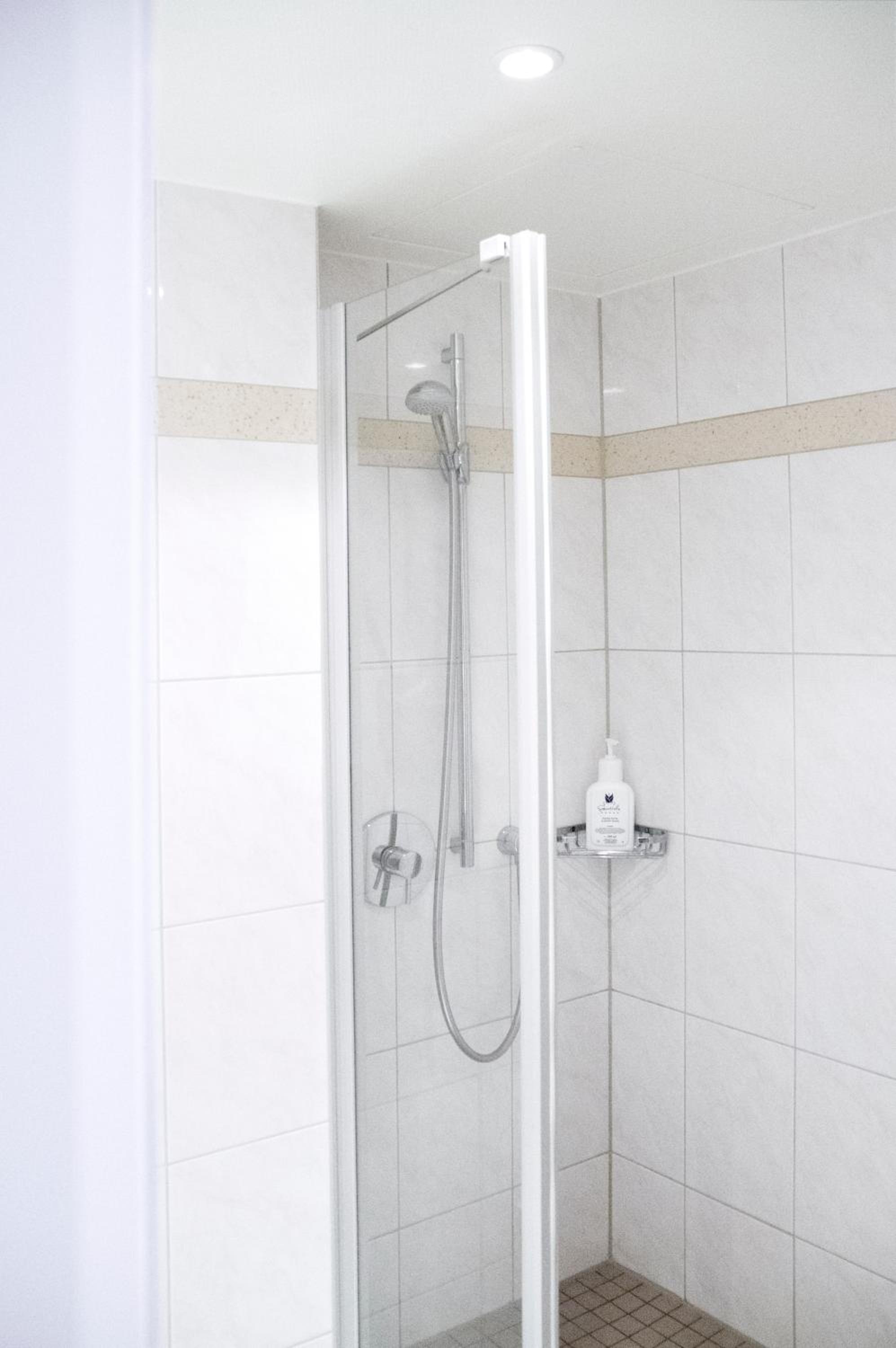 Standard Single Room with Mountain View photo 3