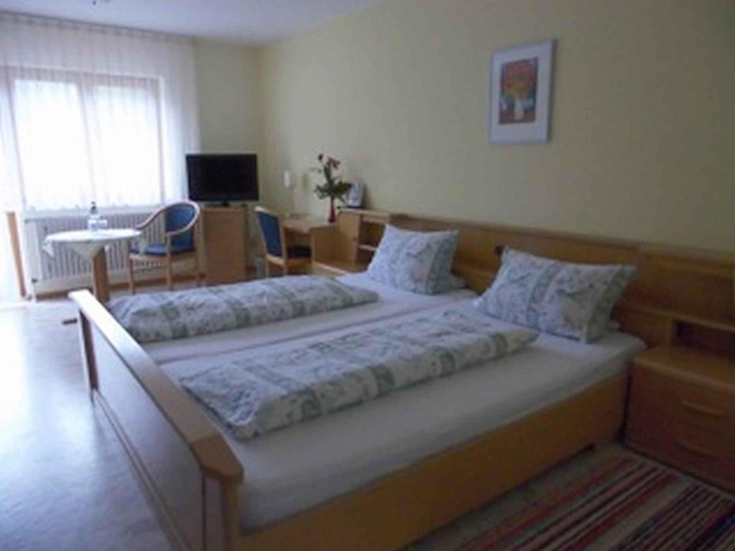 Double Room with Private Bathroom photo 1