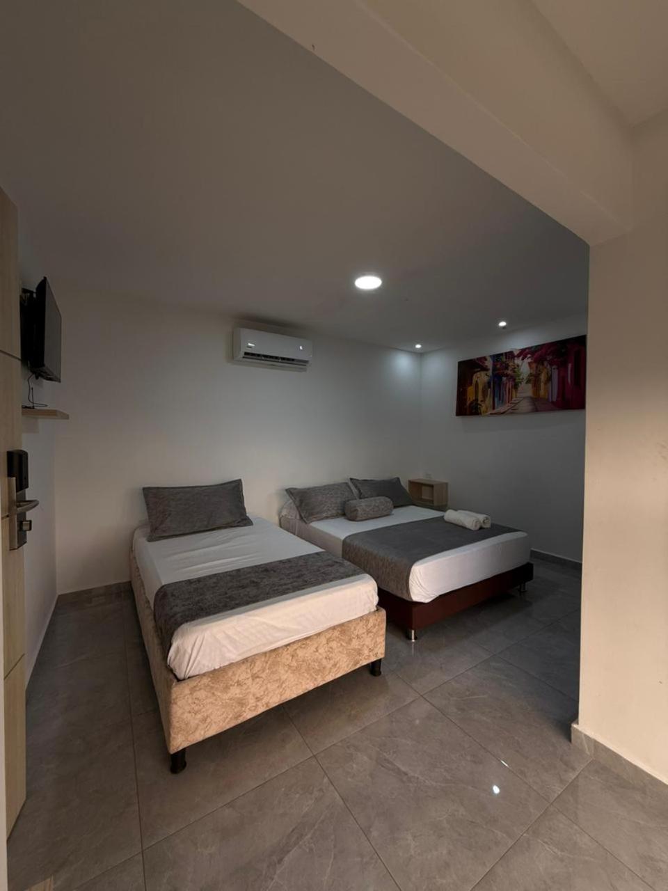 Basic Triple Room photo 1