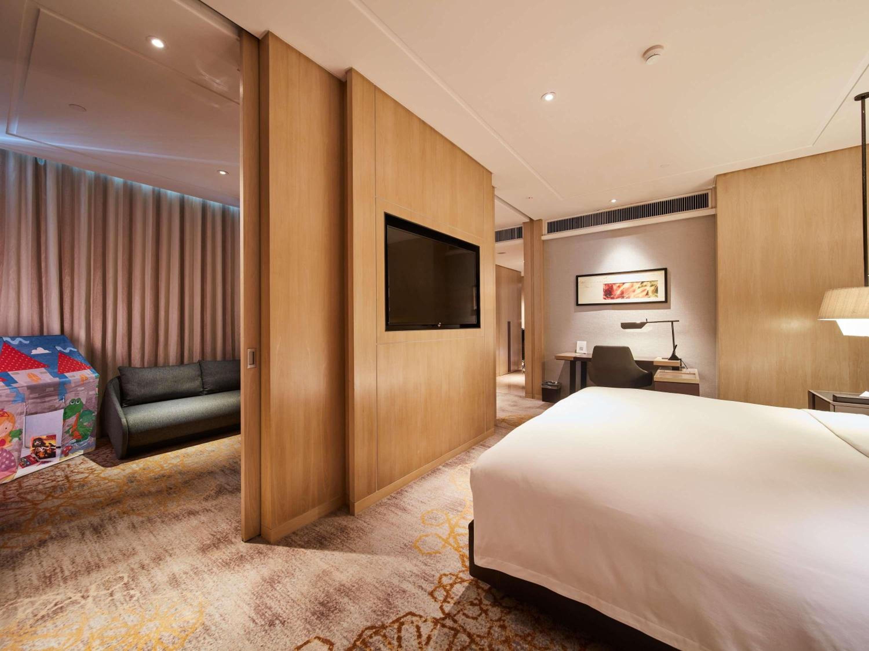 Family King Suite with Sofa Bed
