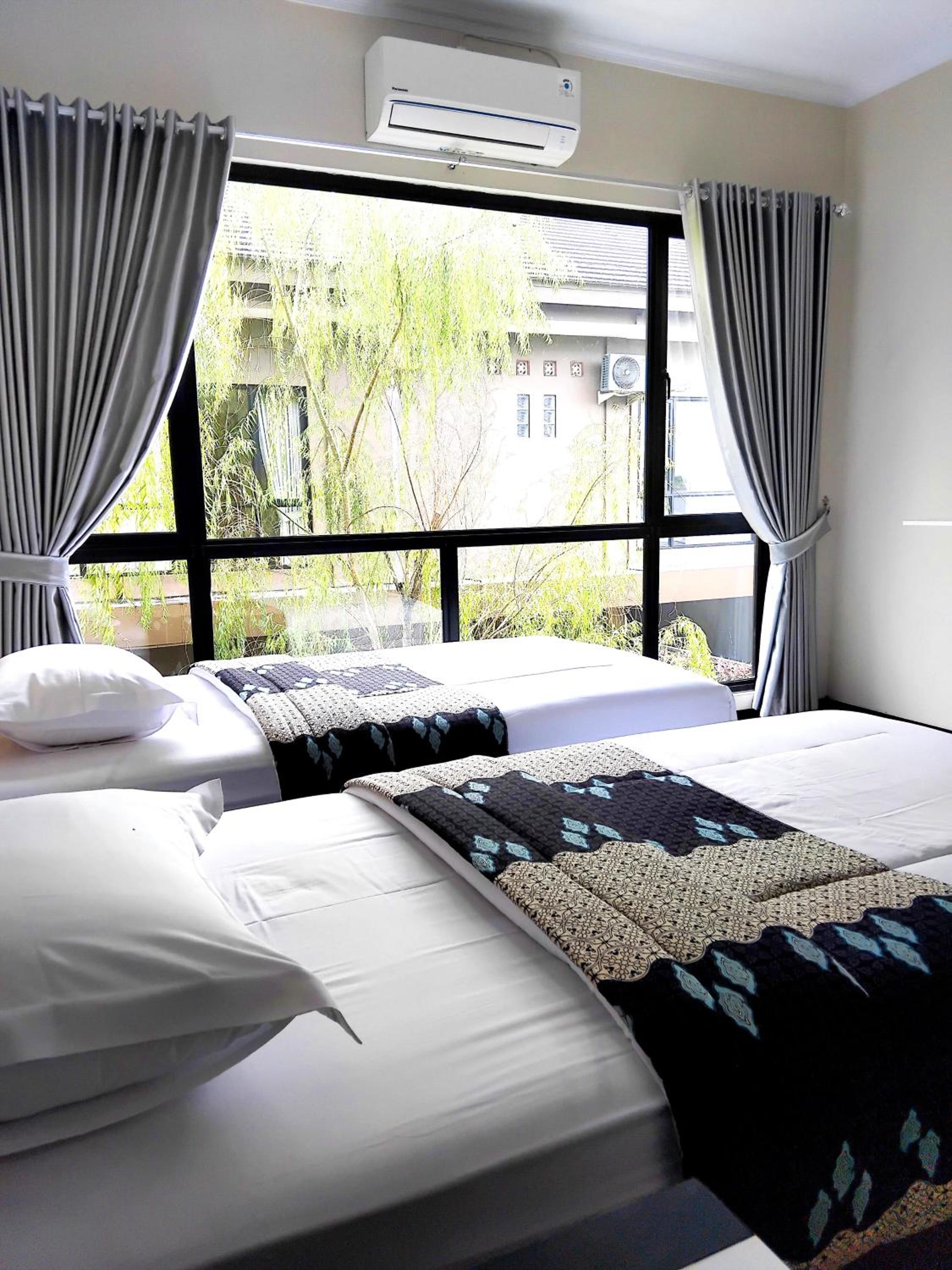 Superior Twin Room - Photo 8
