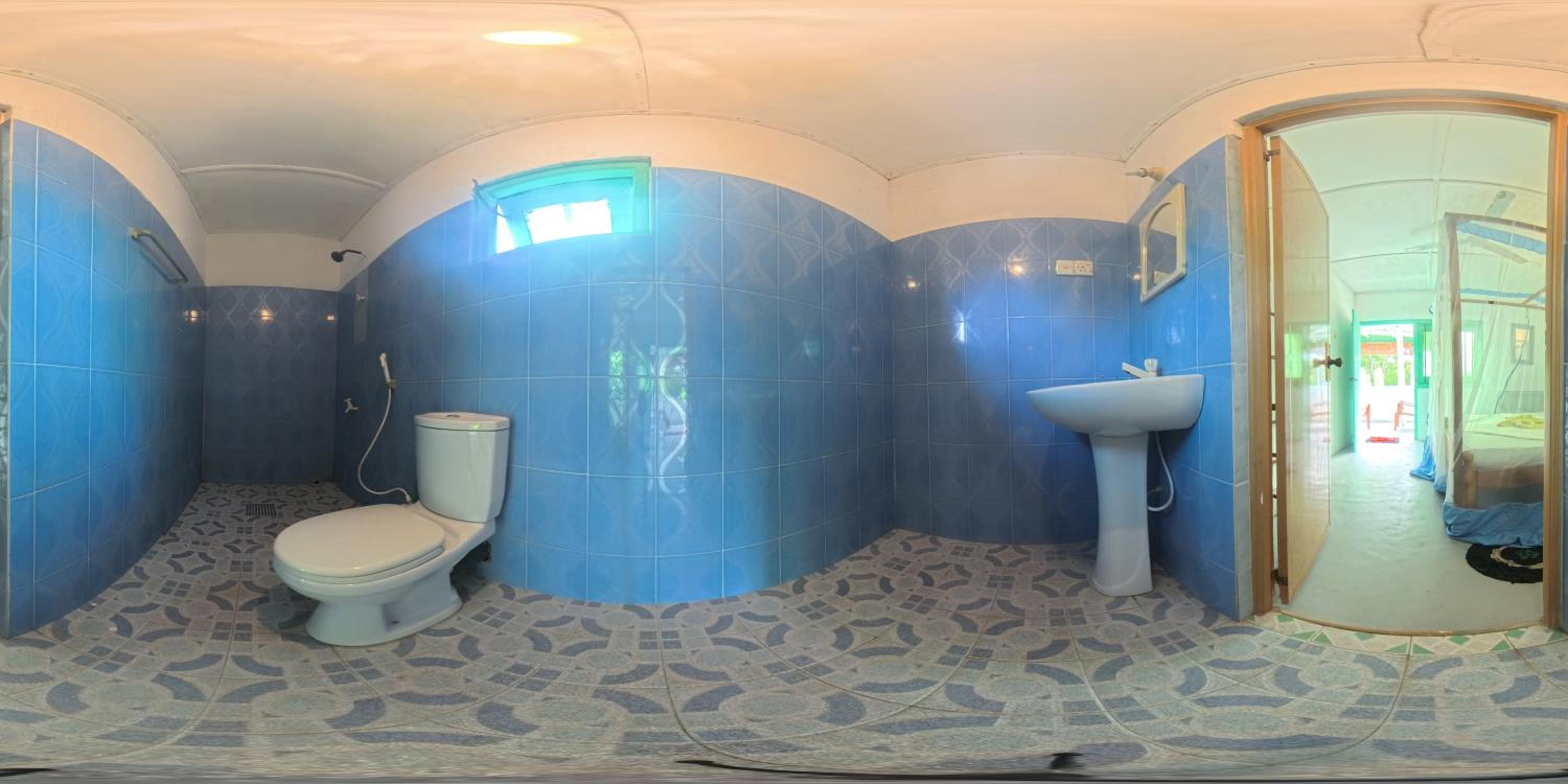 Deluxe Double Room with Shower photo 2