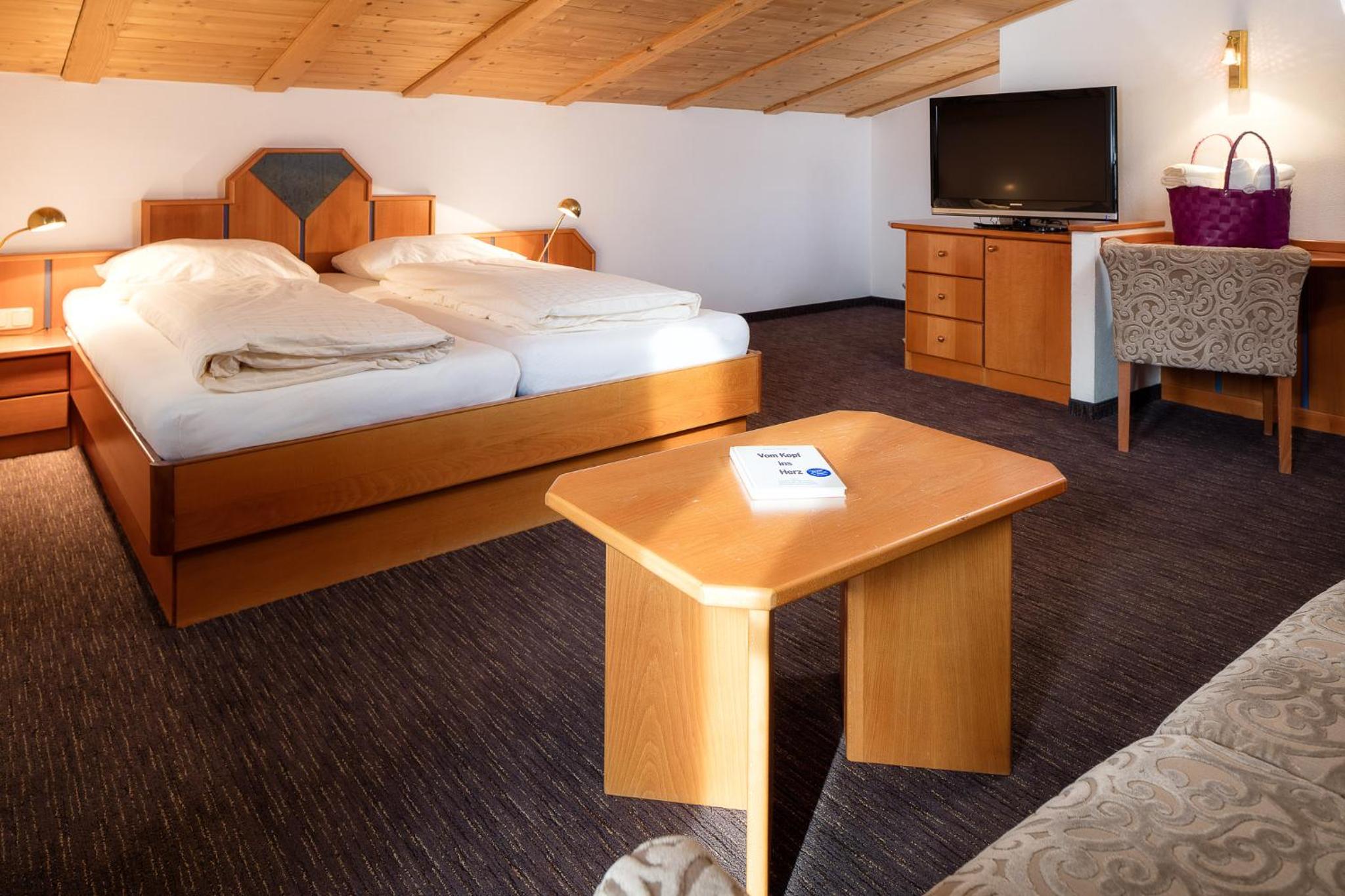 Double Room with Balcony photo 2