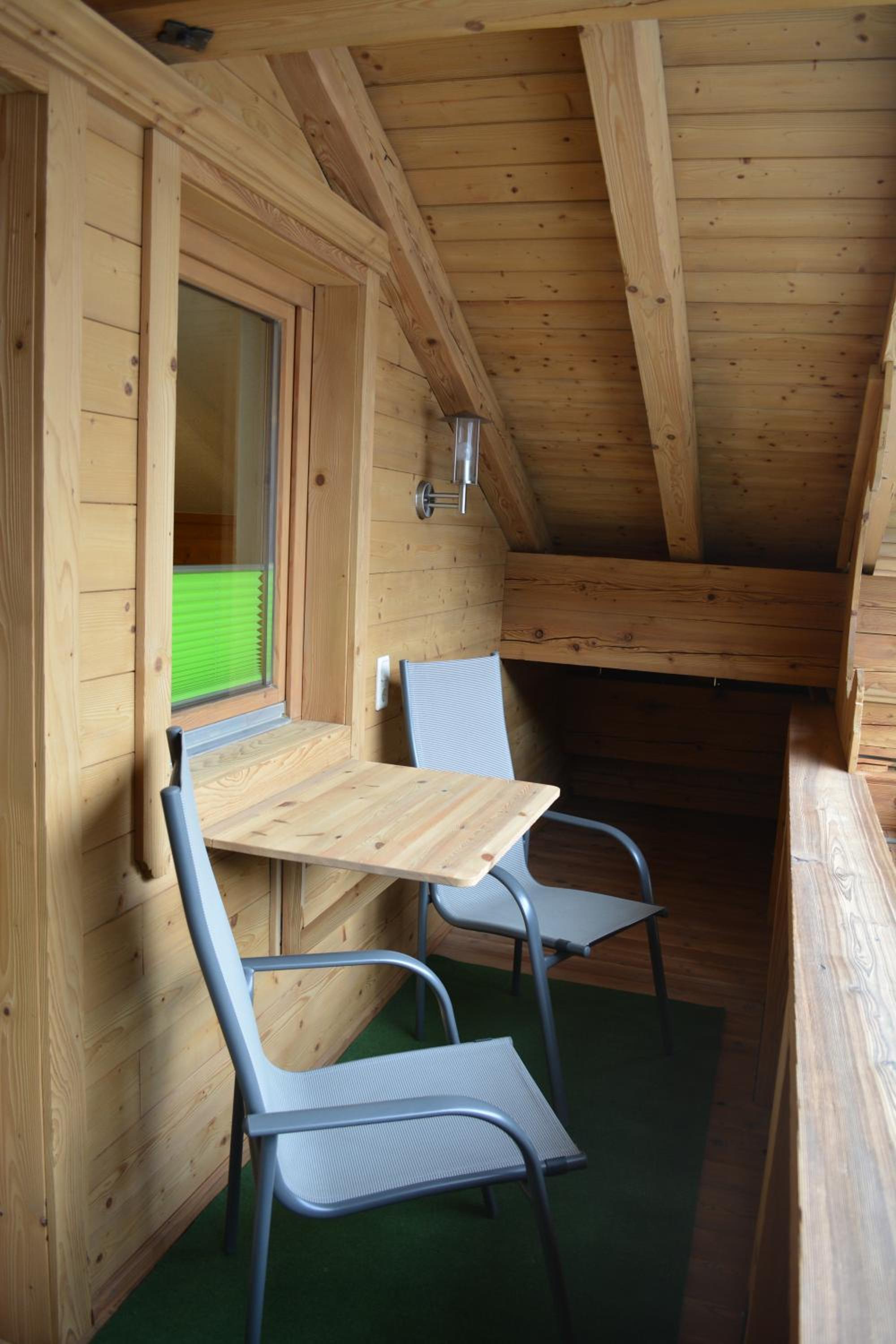 Two-Bedroom Apartment with Balcony photo 3