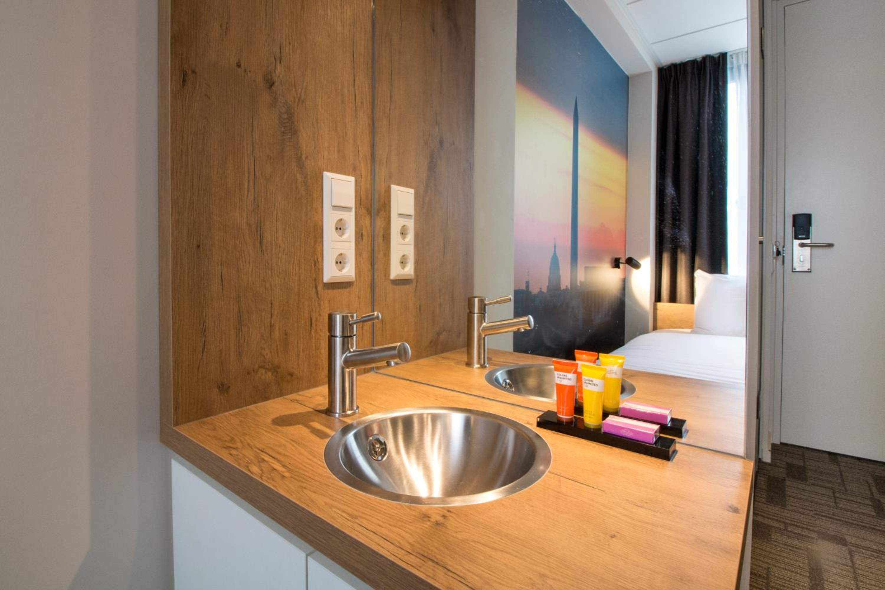 Citiez Hotel Amsterdam — photo 72