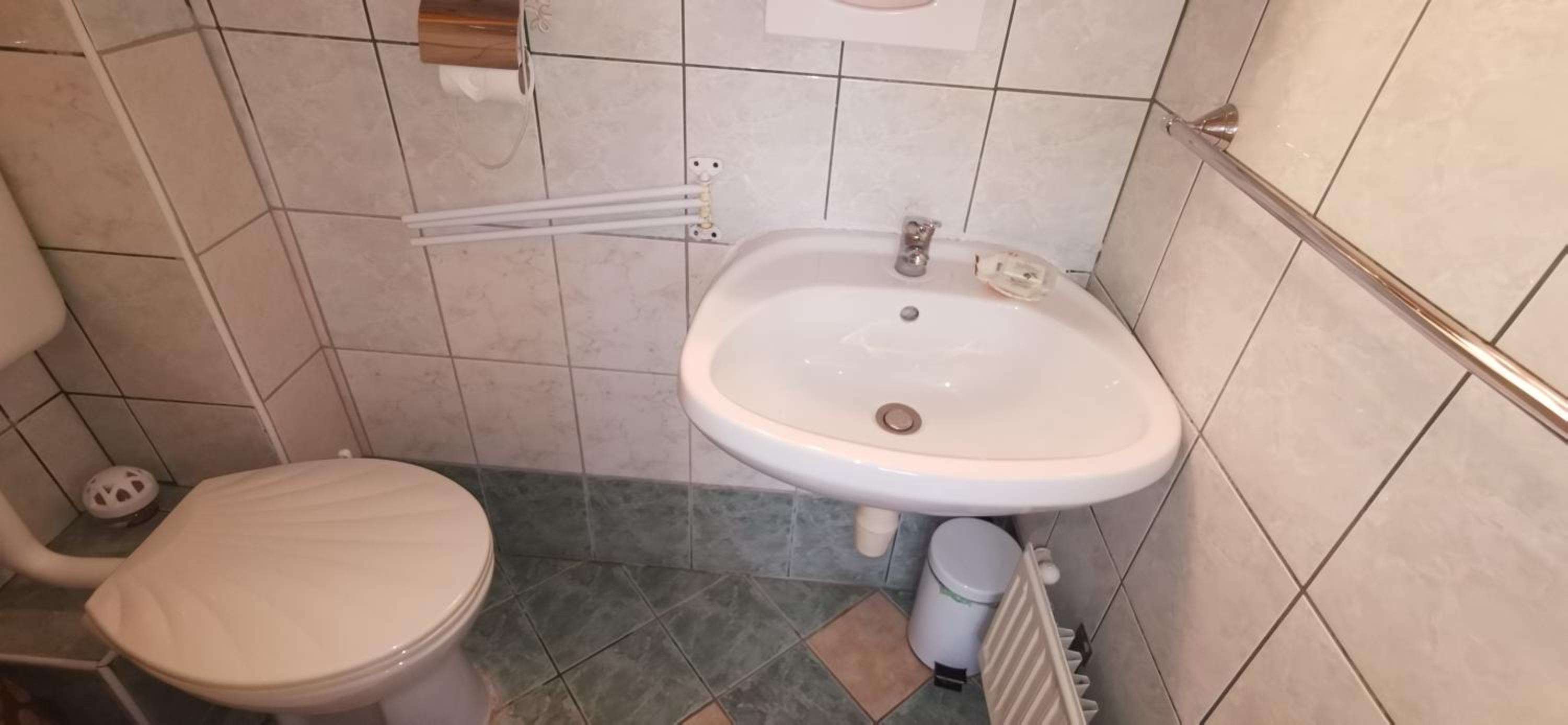 Basic Triple Room