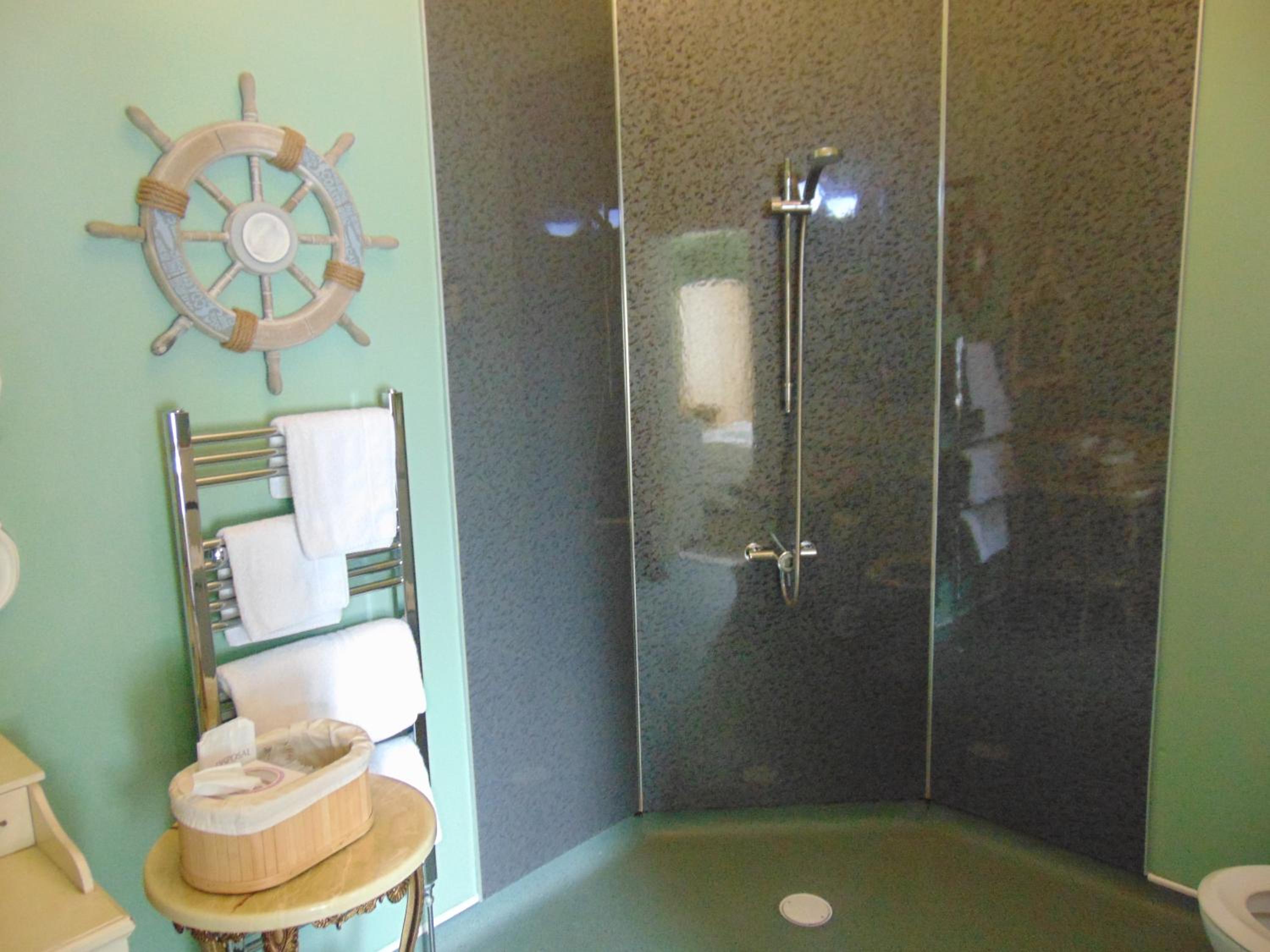 Superior Twin Room - Photo 9