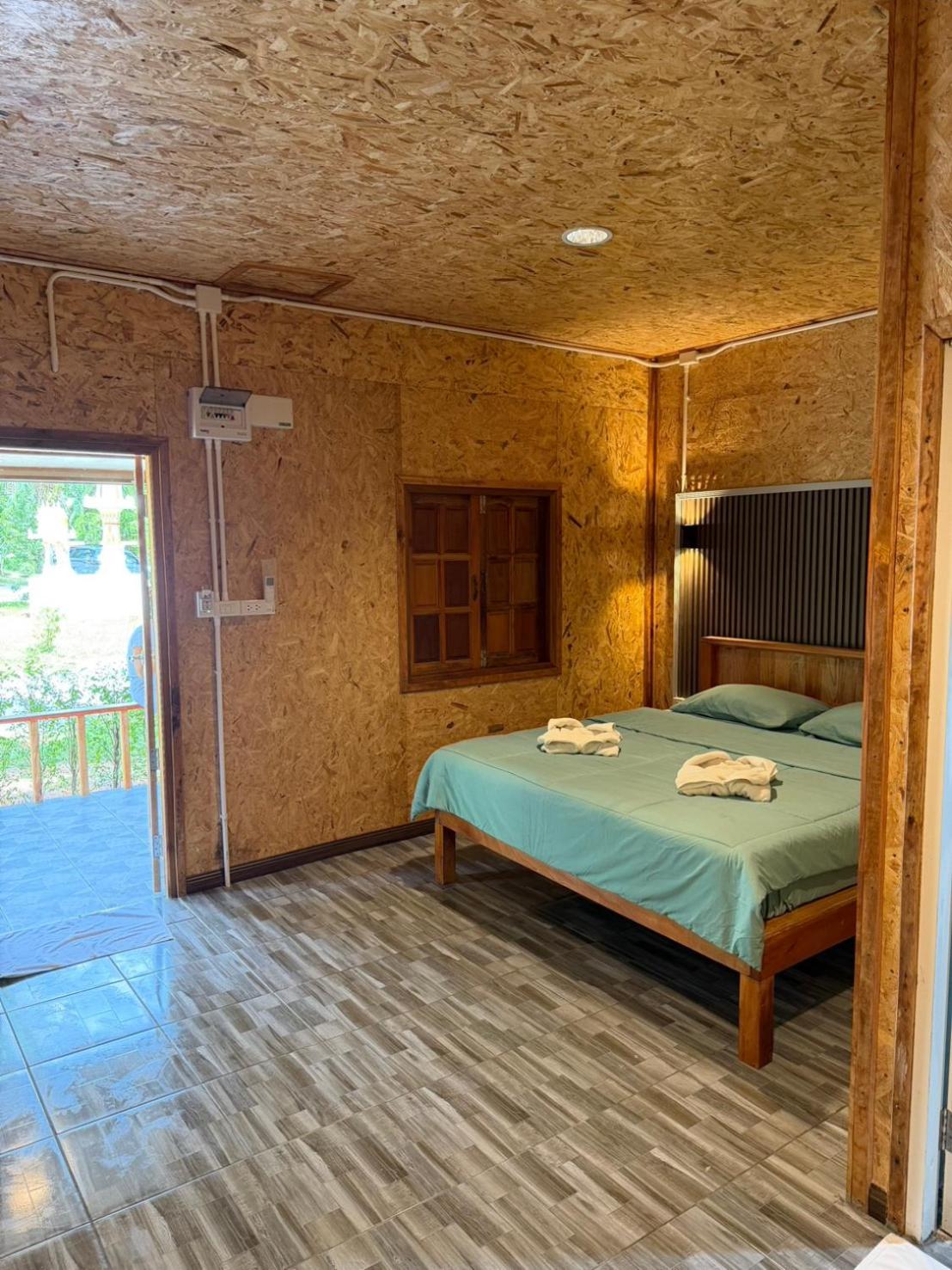 Bungalow with Garden View photo 2