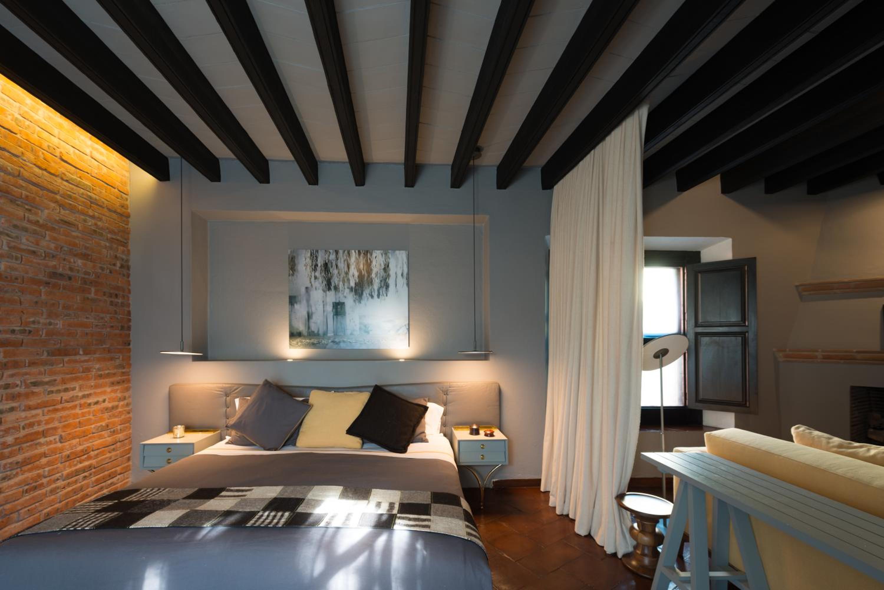 Classic Suite - Photo 14