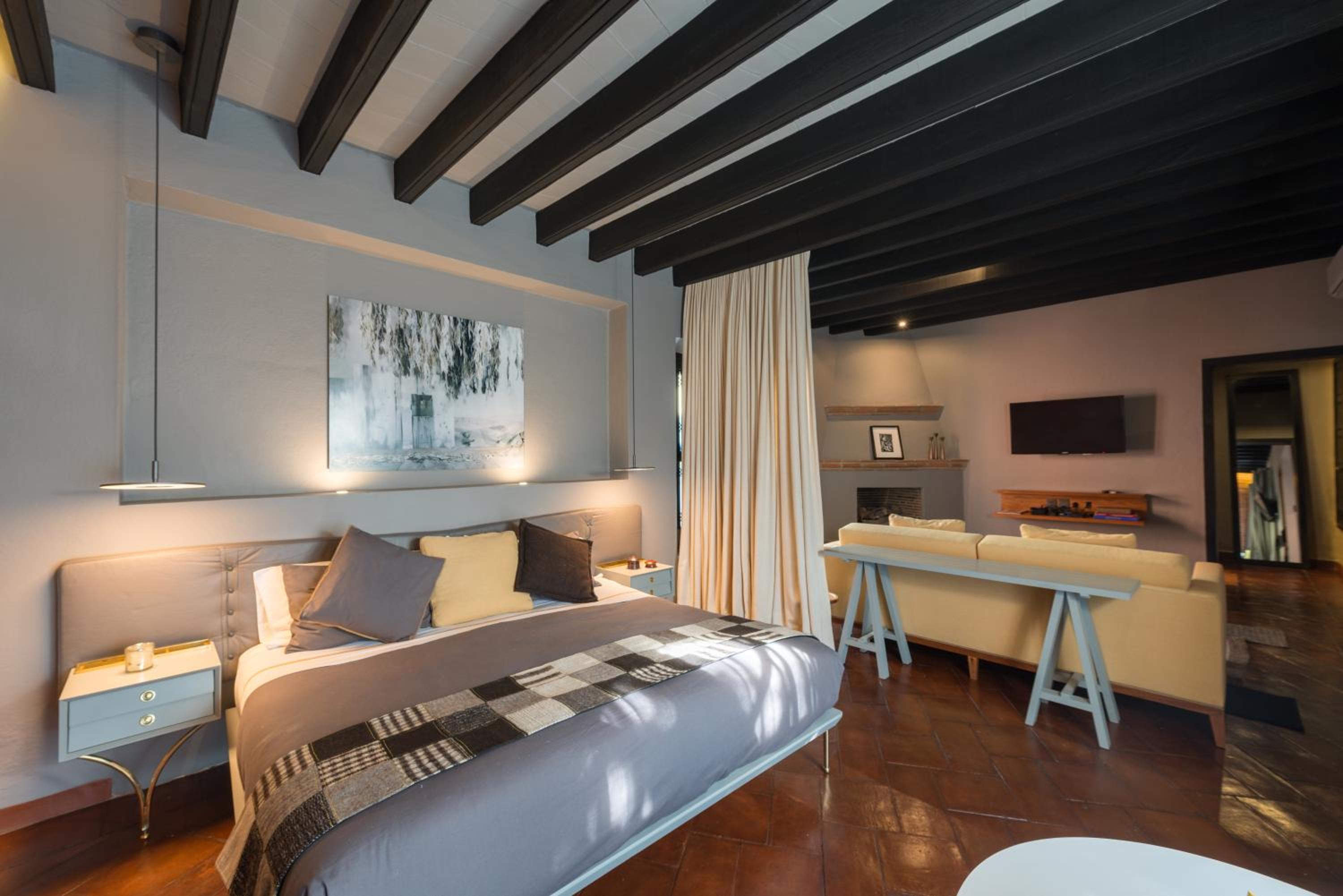 Classic Suite - Photo 15