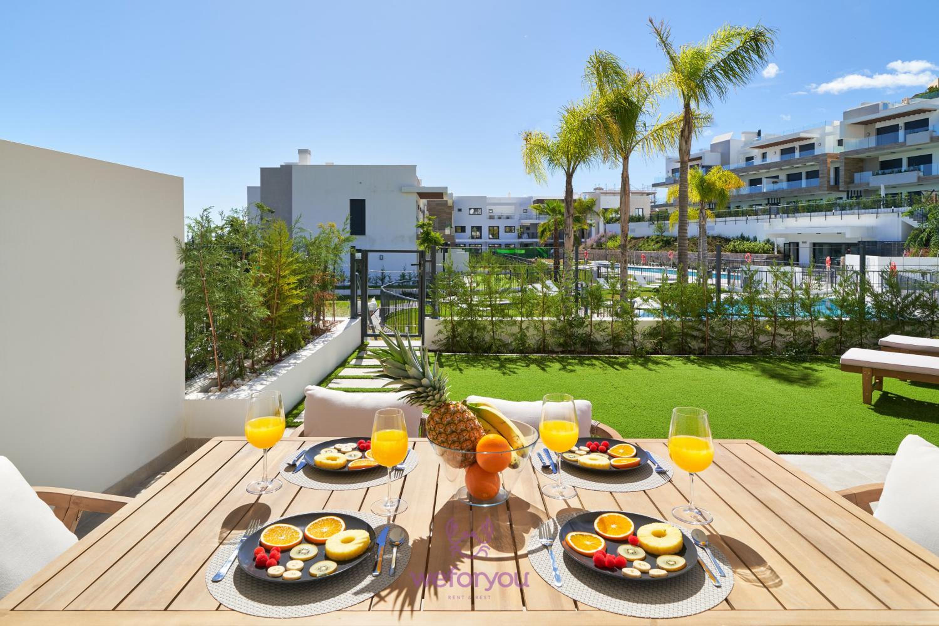 Two-Bedroom Deluxe Apartment