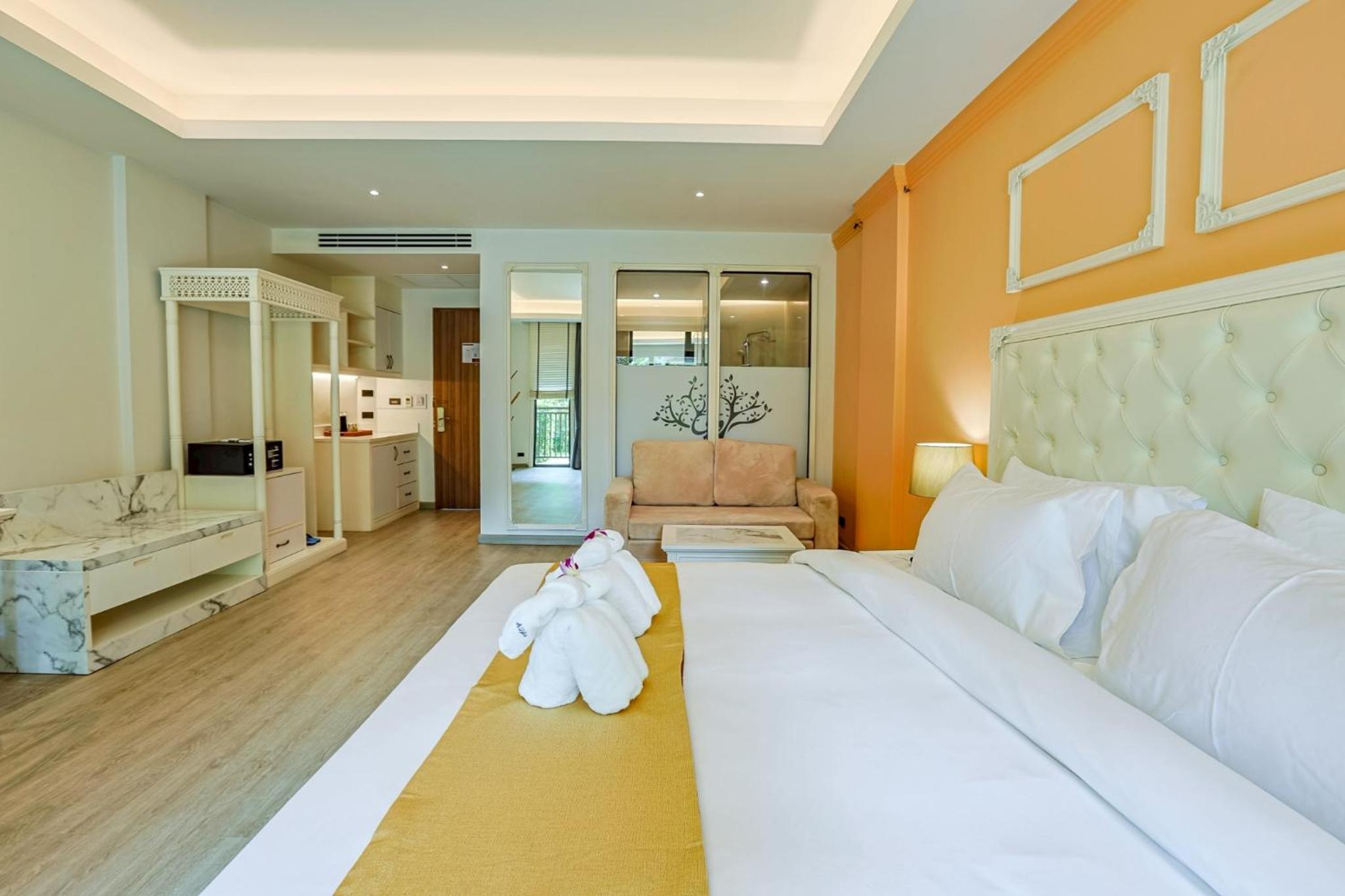 Deluxe King Room