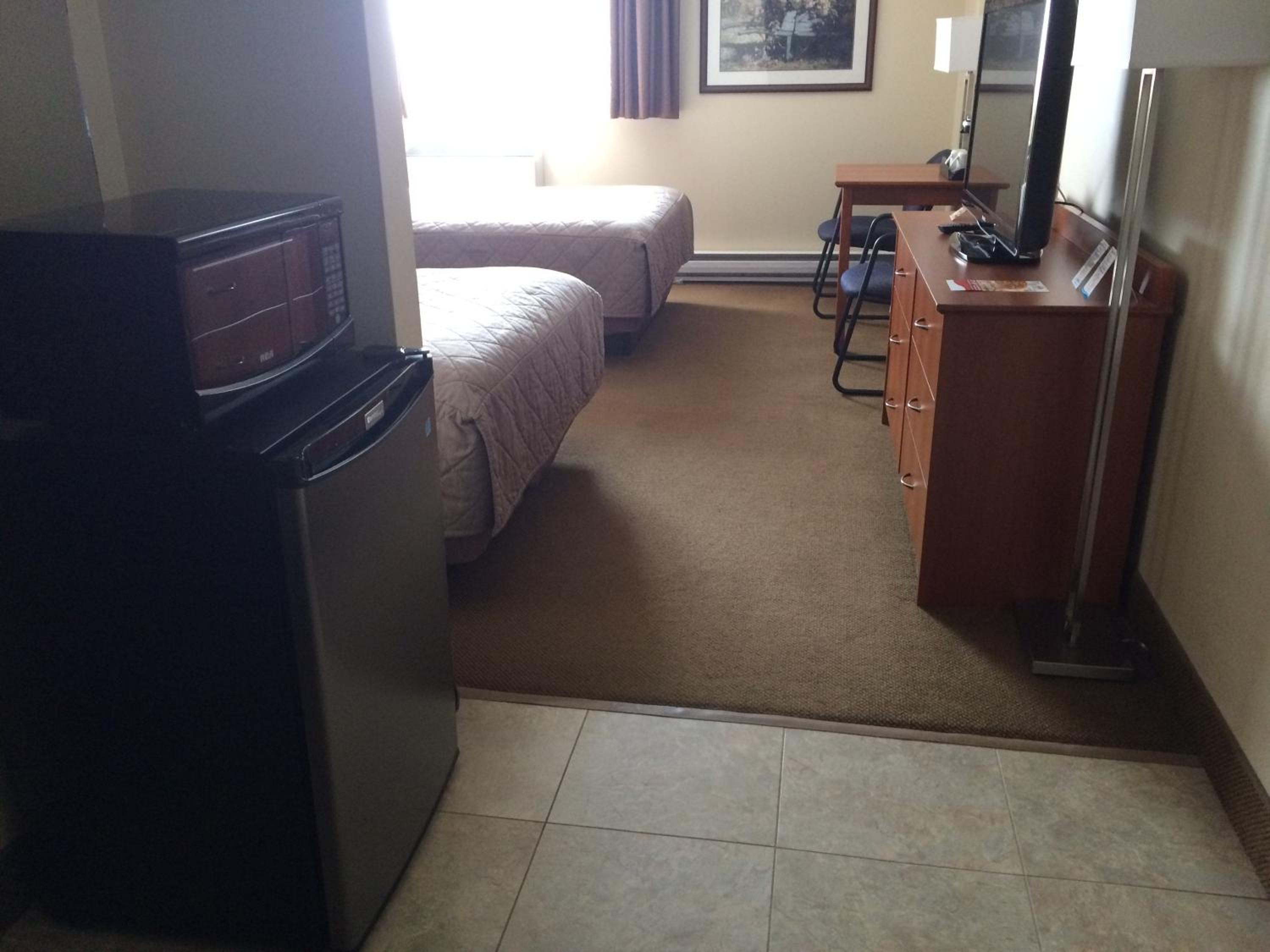 Standard Double Room with Two Double Beds - Photo 5