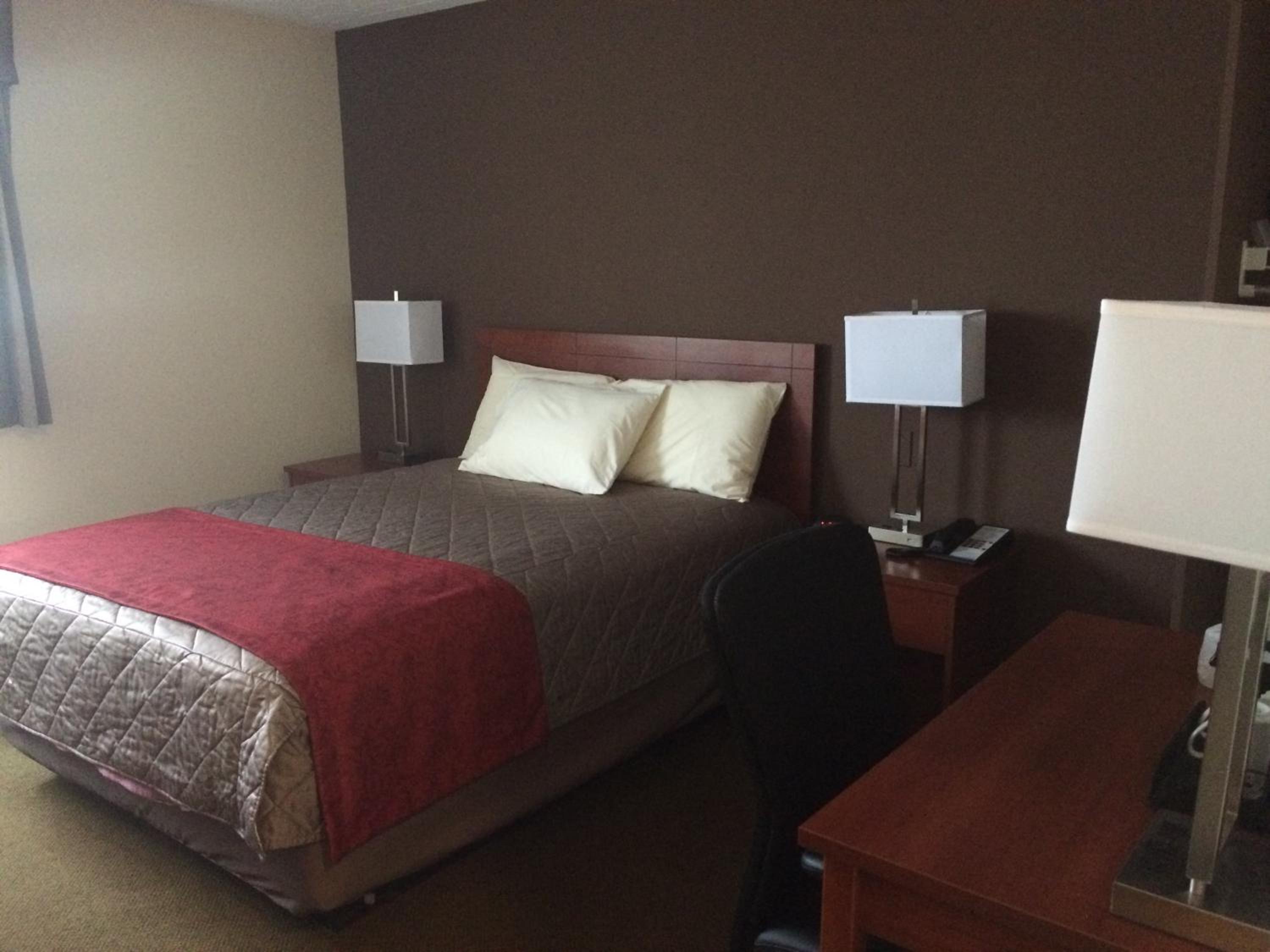 Standard Queen Room - Photo 2