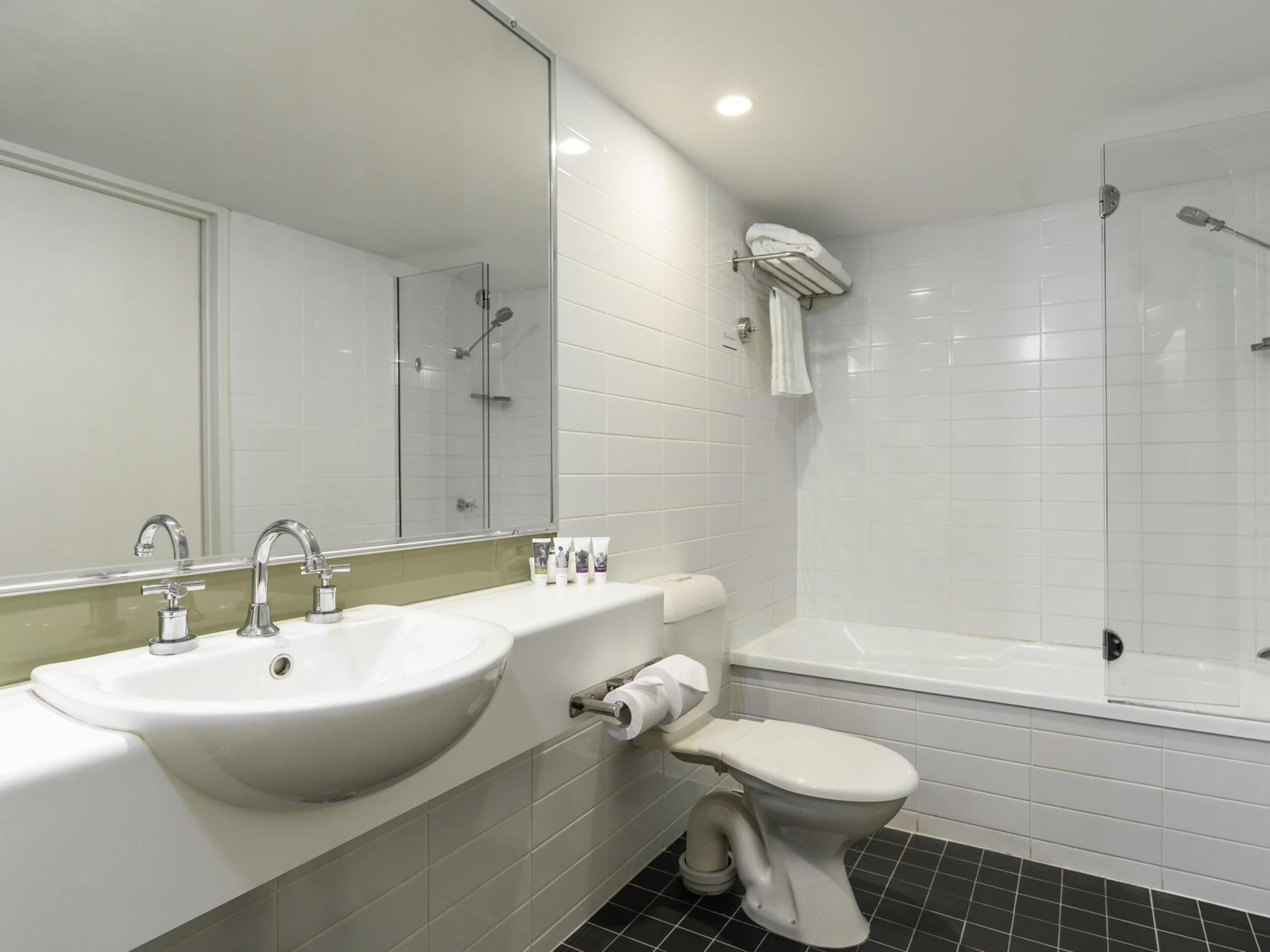 Superior Room with Two Zip Beds - River Side - Photo 4