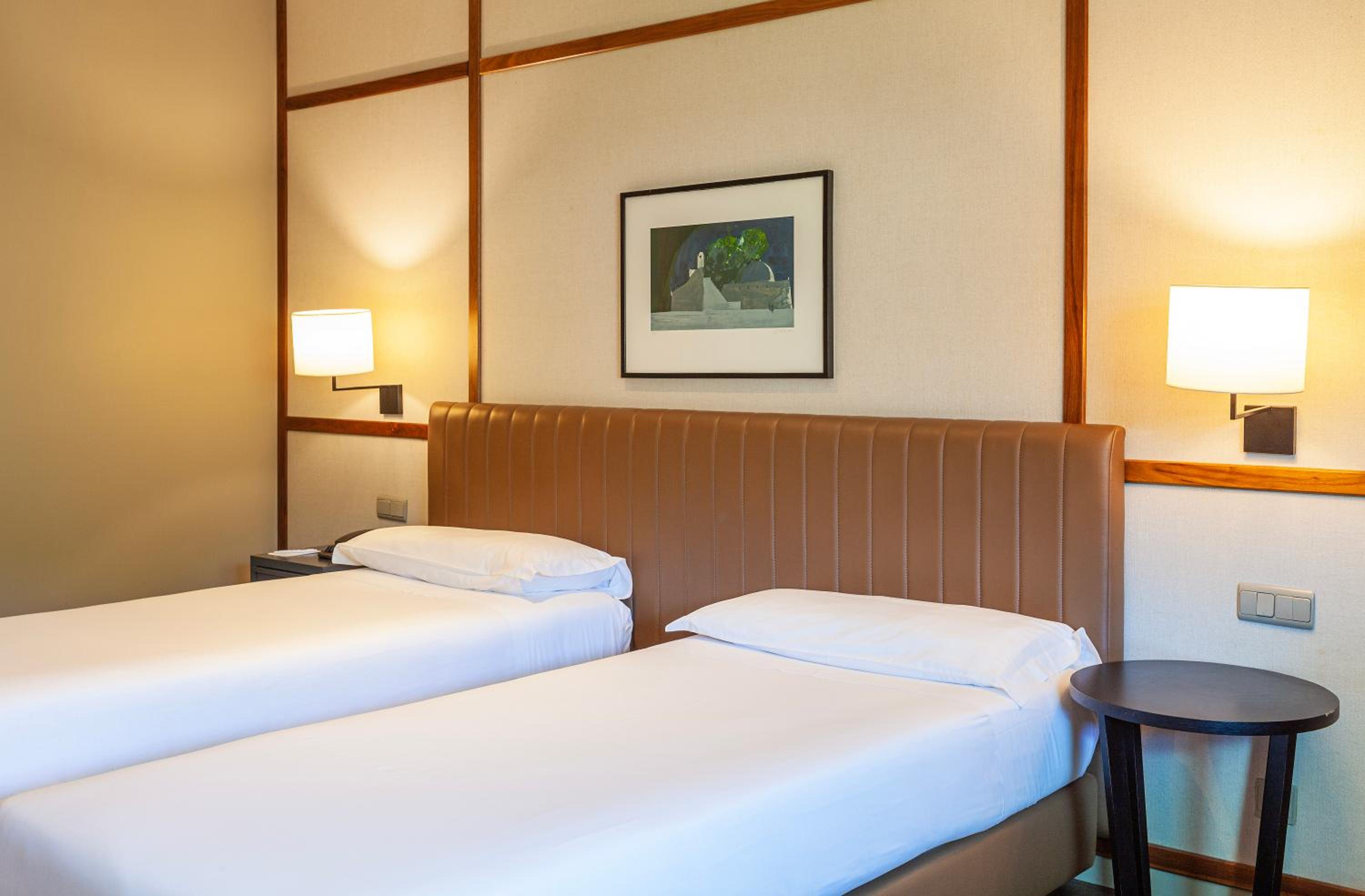 Single Room - Photo 1
