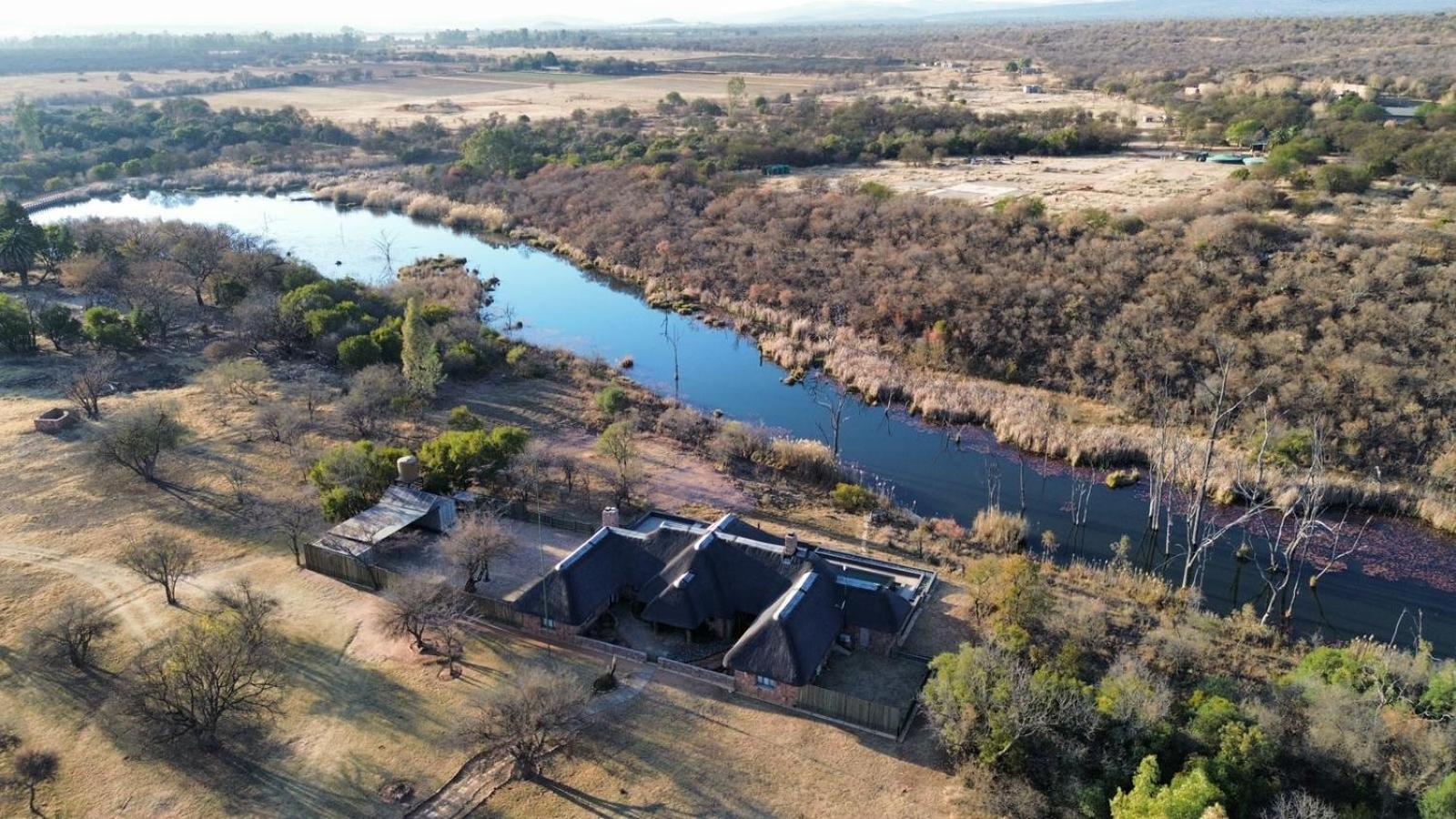 Deluxe Villa photo 2