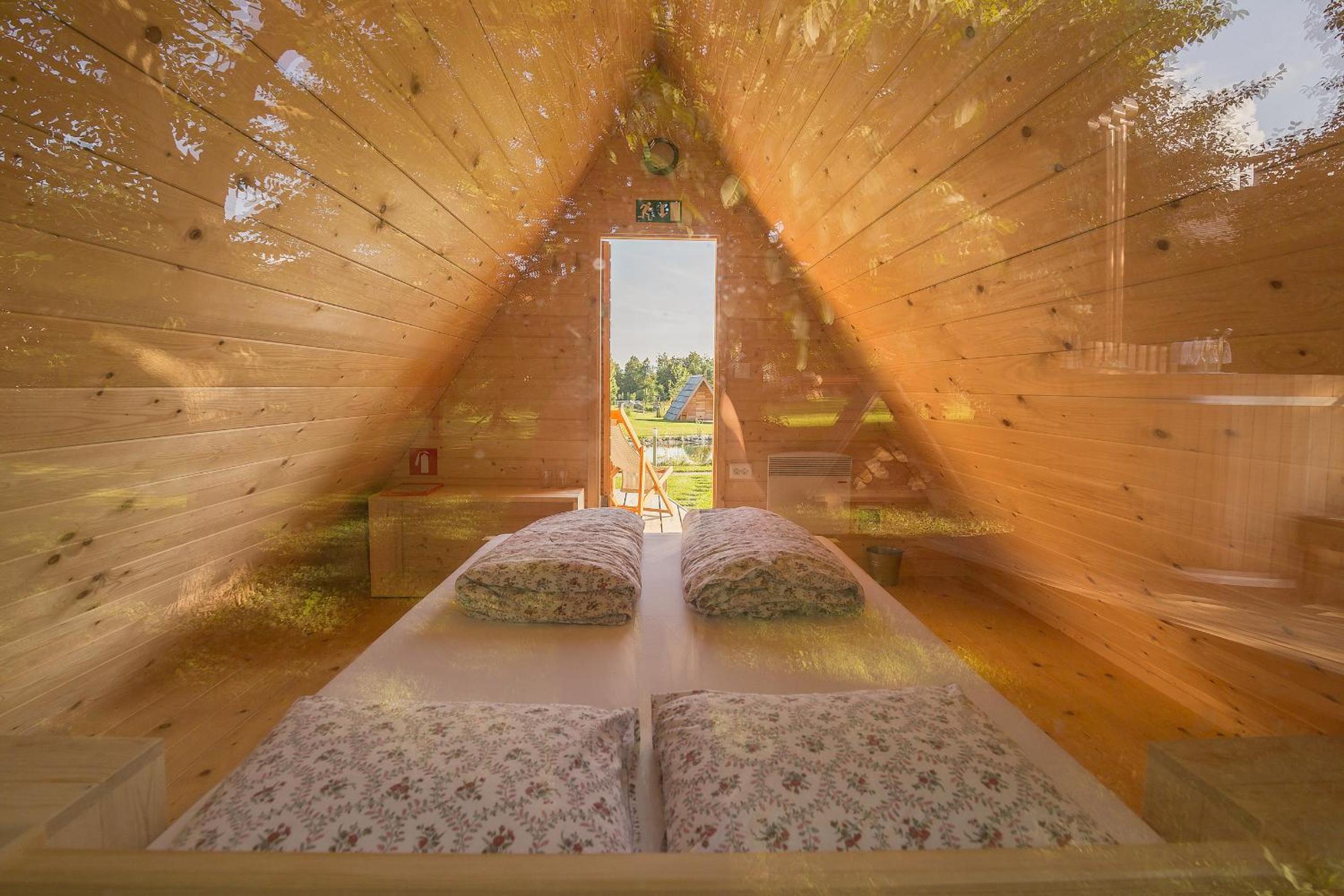 Double Room with Garden View - Photo 8